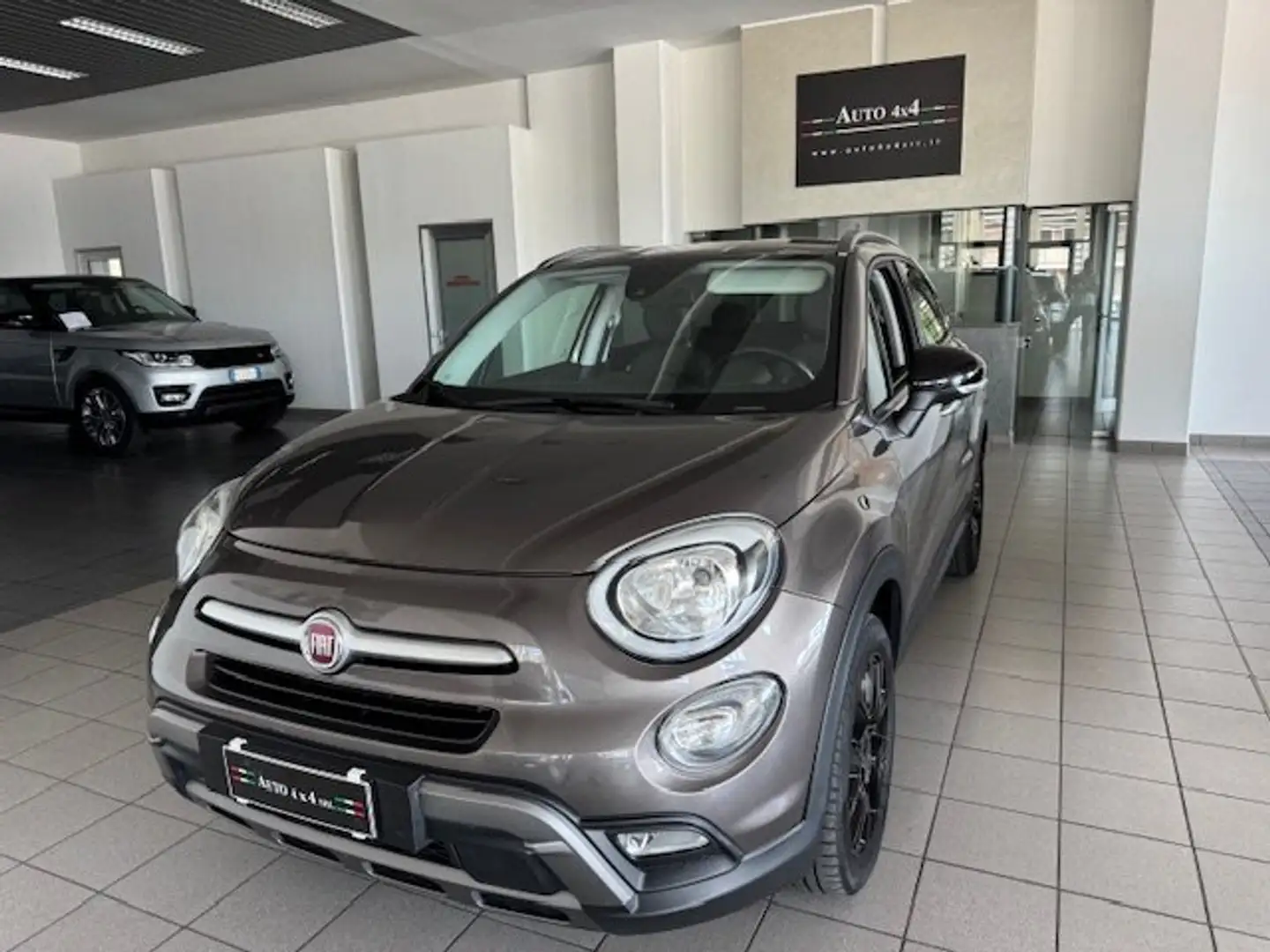 Fiat 500X 2.0 mjt Cross 4x4 140cv auto Grijs - 1