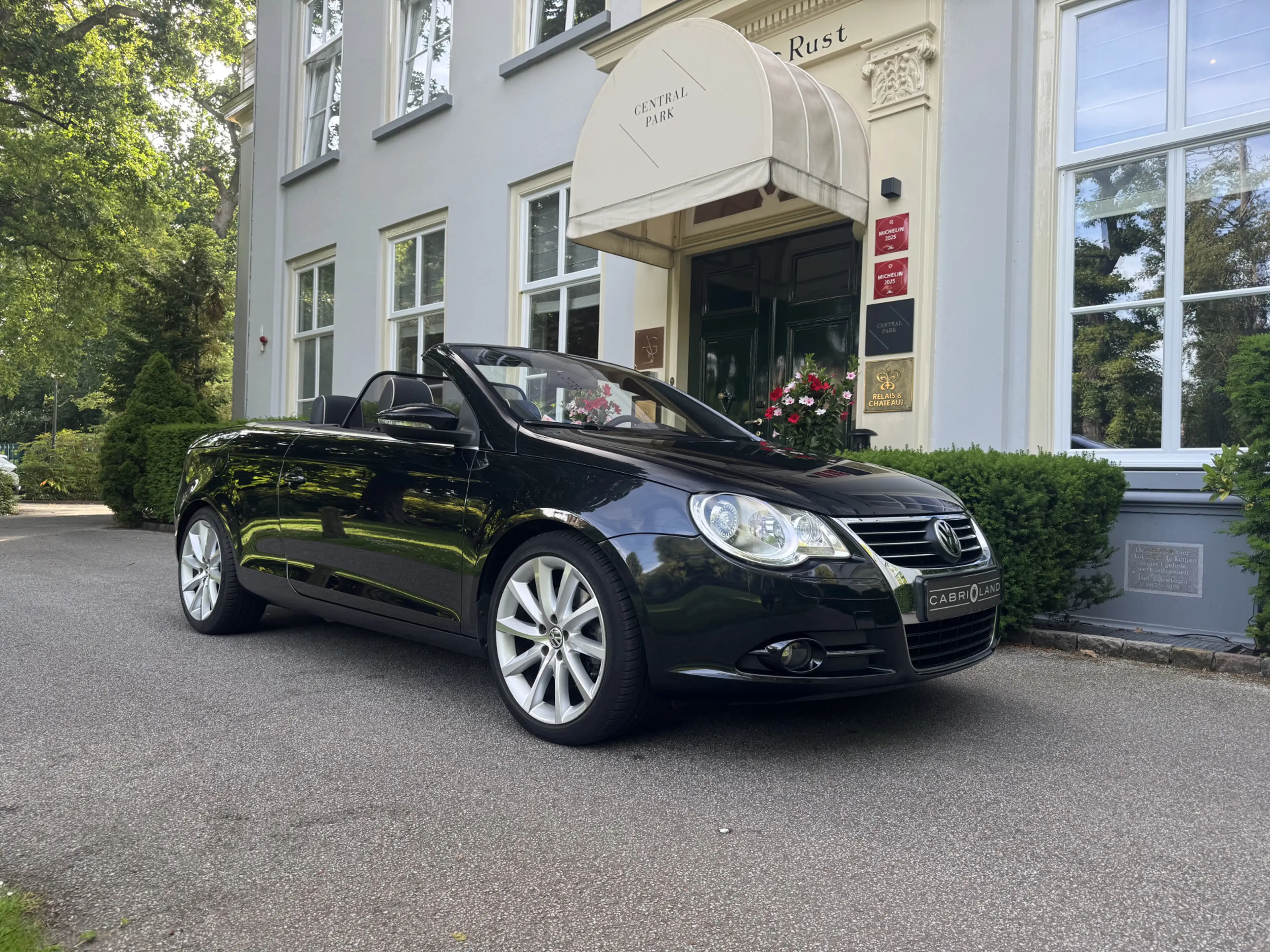 Volkswagen Eos 3.2 V6 Highline, Dynaudio — photo 9