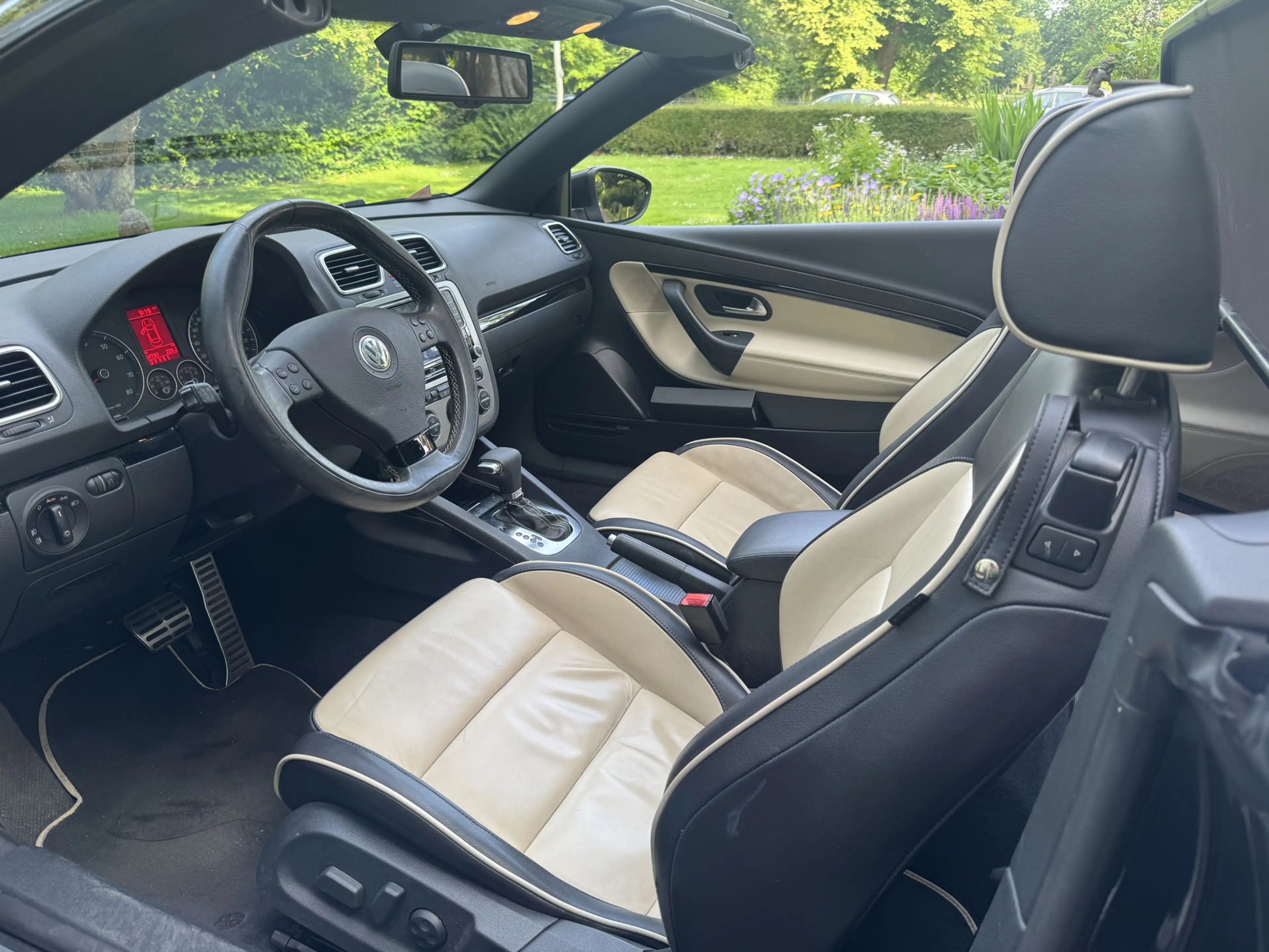 Volkswagen Eos 3.2 V6 Highline, Dynaudio — photo 5