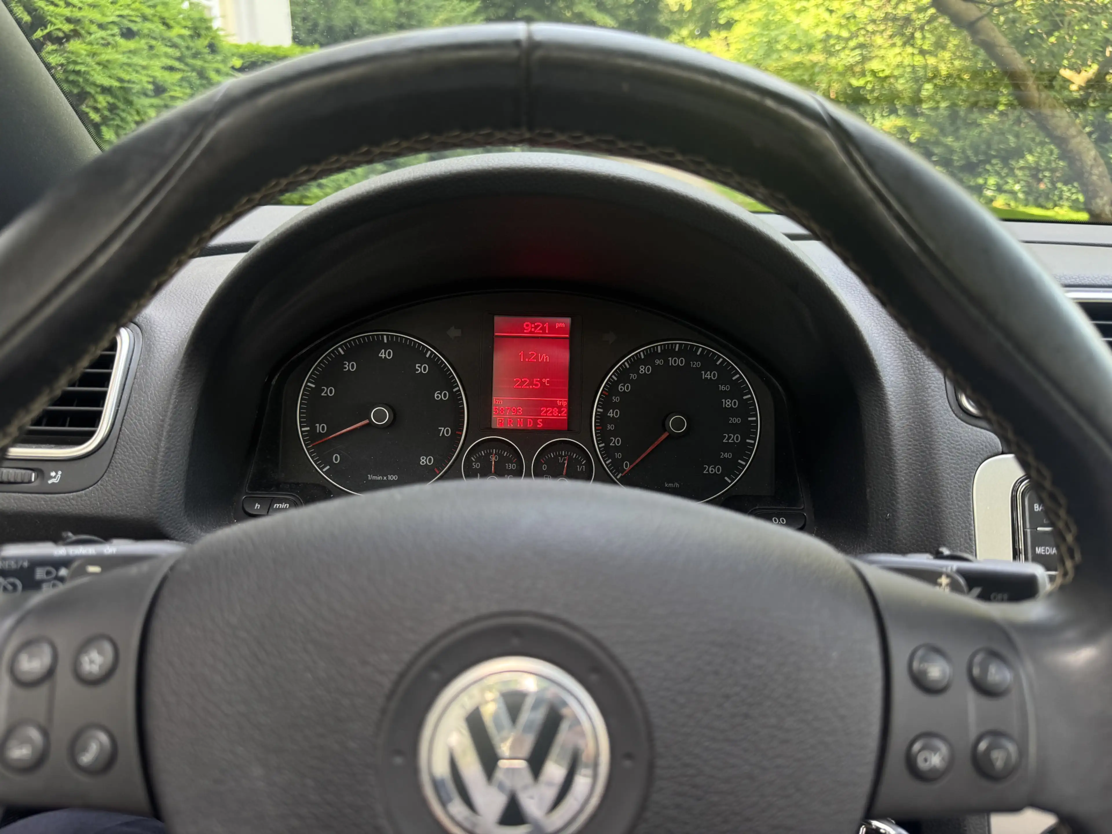 Volkswagen Eos 3.2 V6 Highline, Dynaudio — photo 7