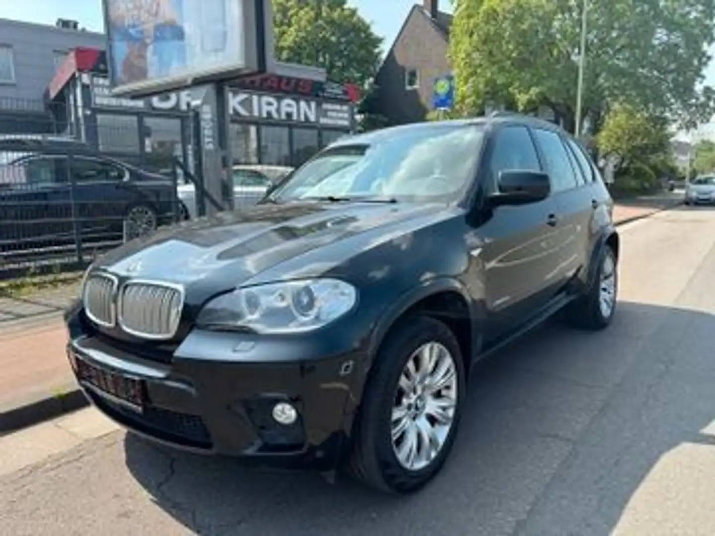 BMW X5 xDrive50i M Sport Navi Leder 7 Sitze Schwarz - 1