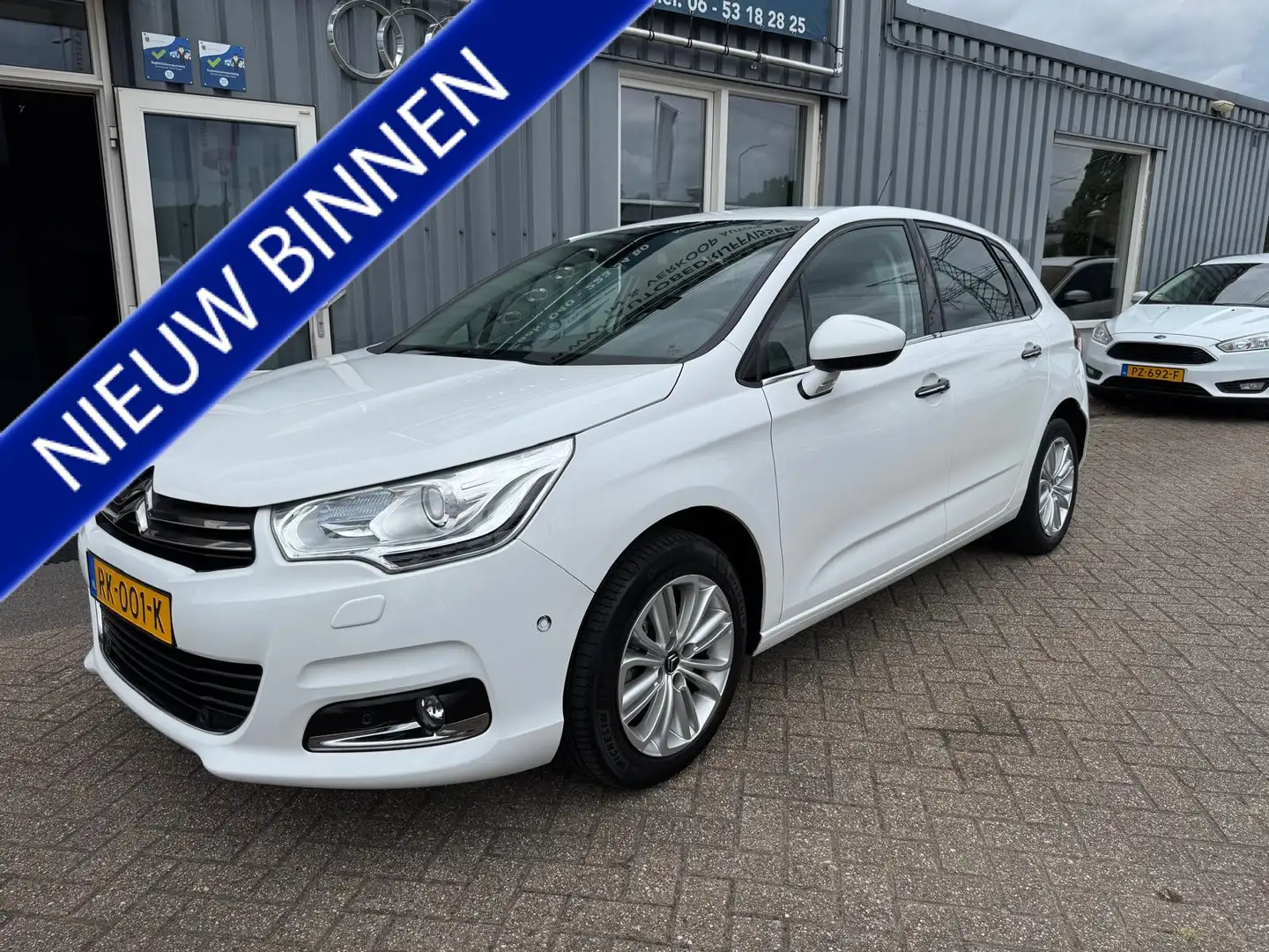 Citroen C4 1.2 PureTech Feel Collection Wit - 1
