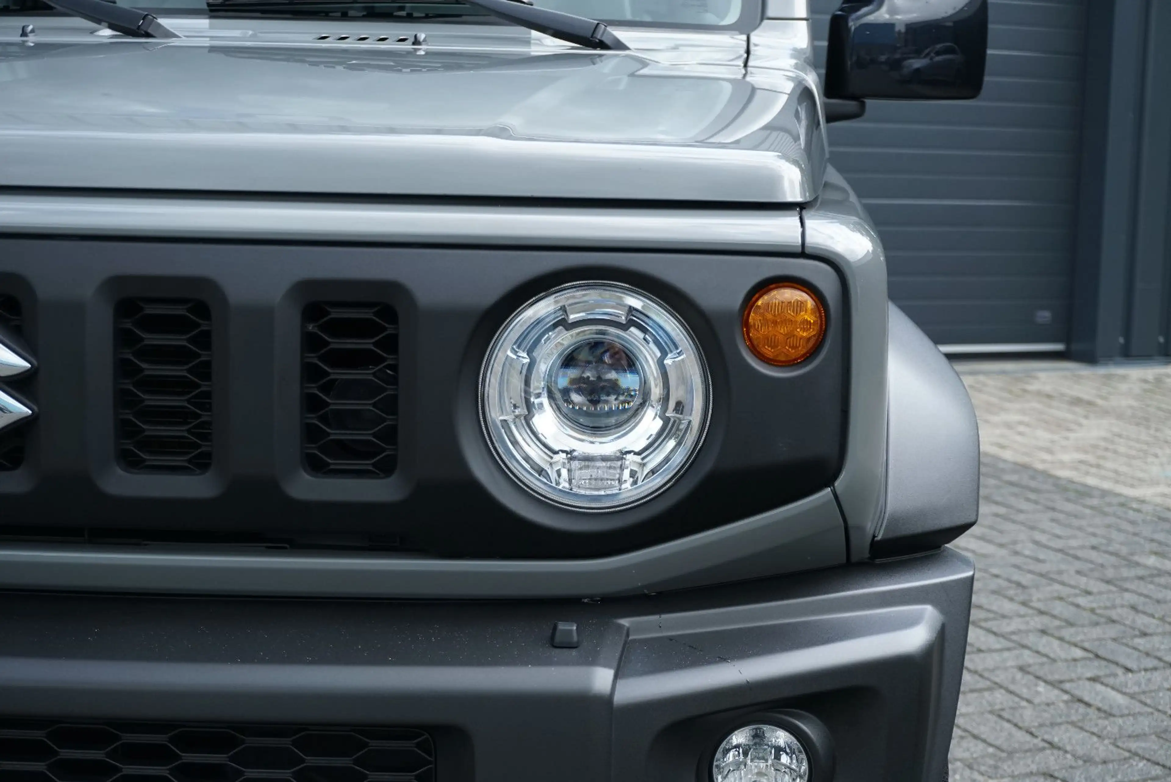 Suzuki Jimny Comfort+ AllGrip Automatik Kamera SHZ LED — photo 11