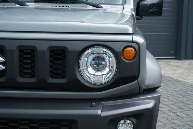Suzuki Jimny view 11