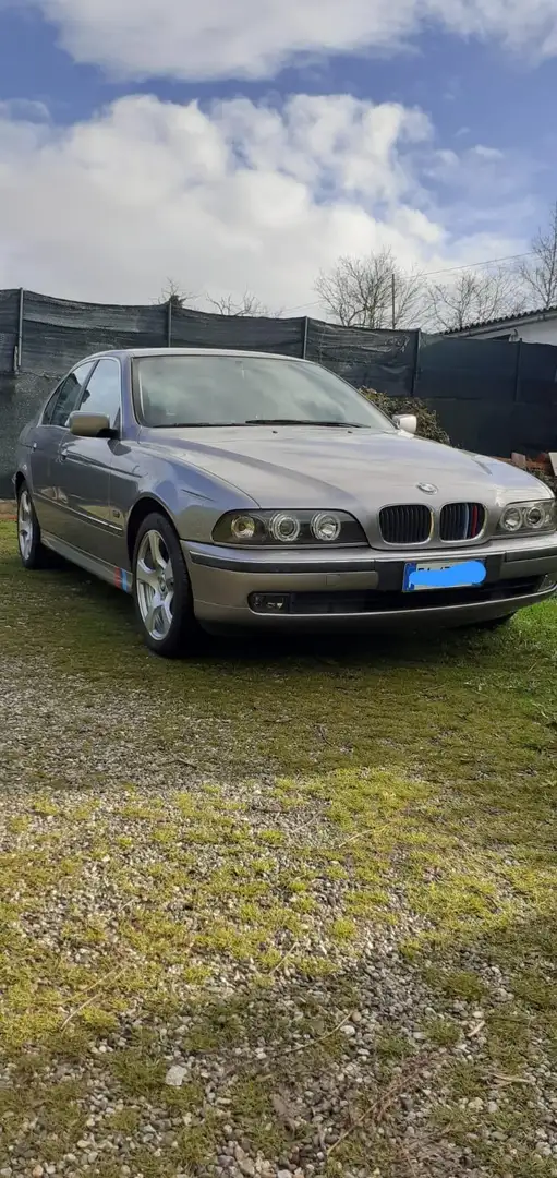 BMW 520 520i touring - 1