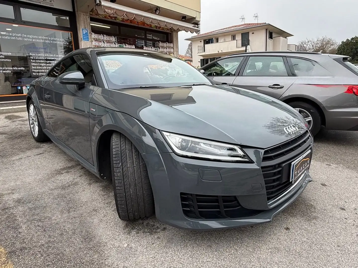 Audi Coupe TT Coupe 1.8 TFSI Design Gris - 2