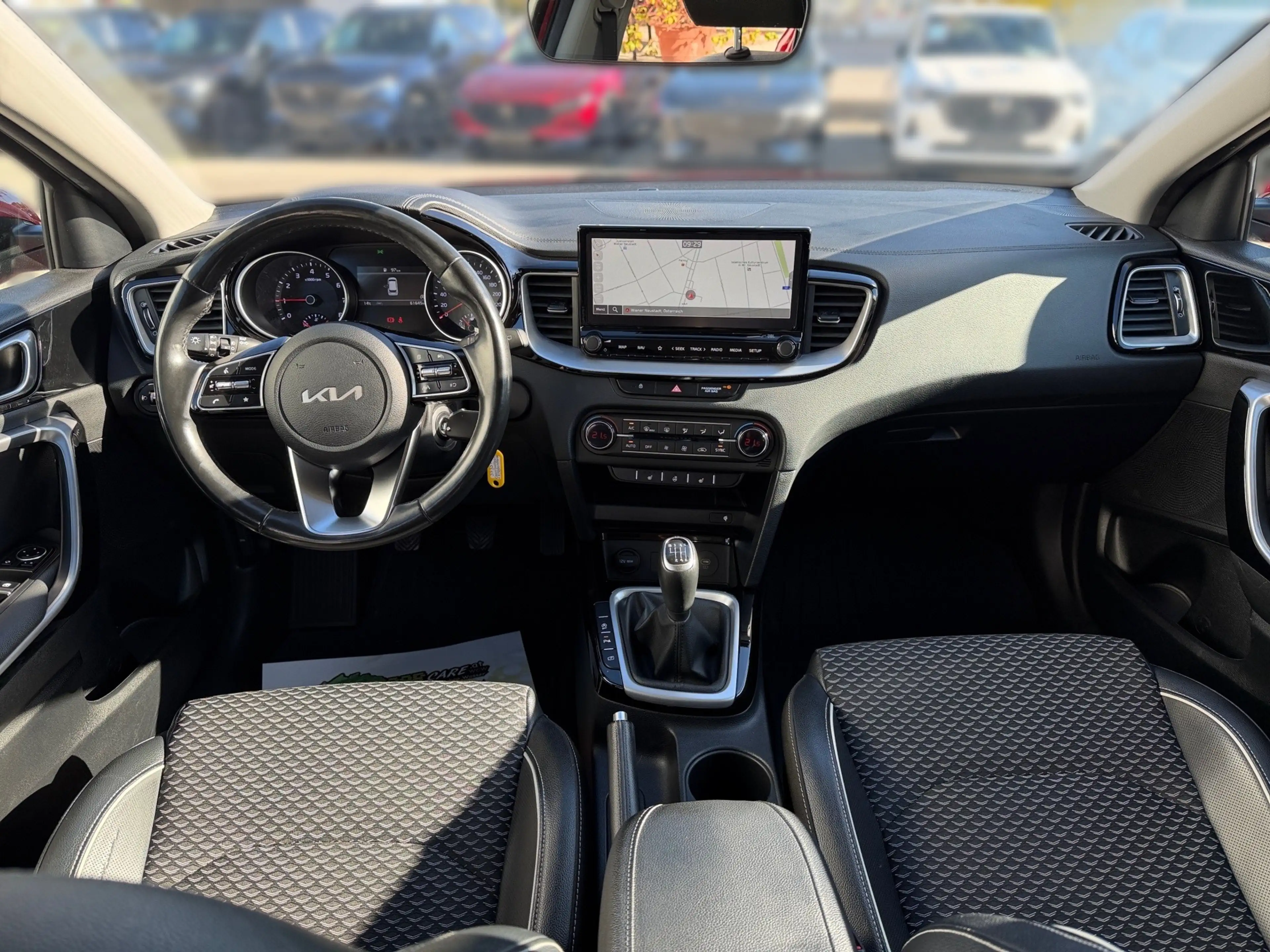 Kia Ceed SW / cee'd SW ceed SW 1,5 TGDI Gold — photo 9