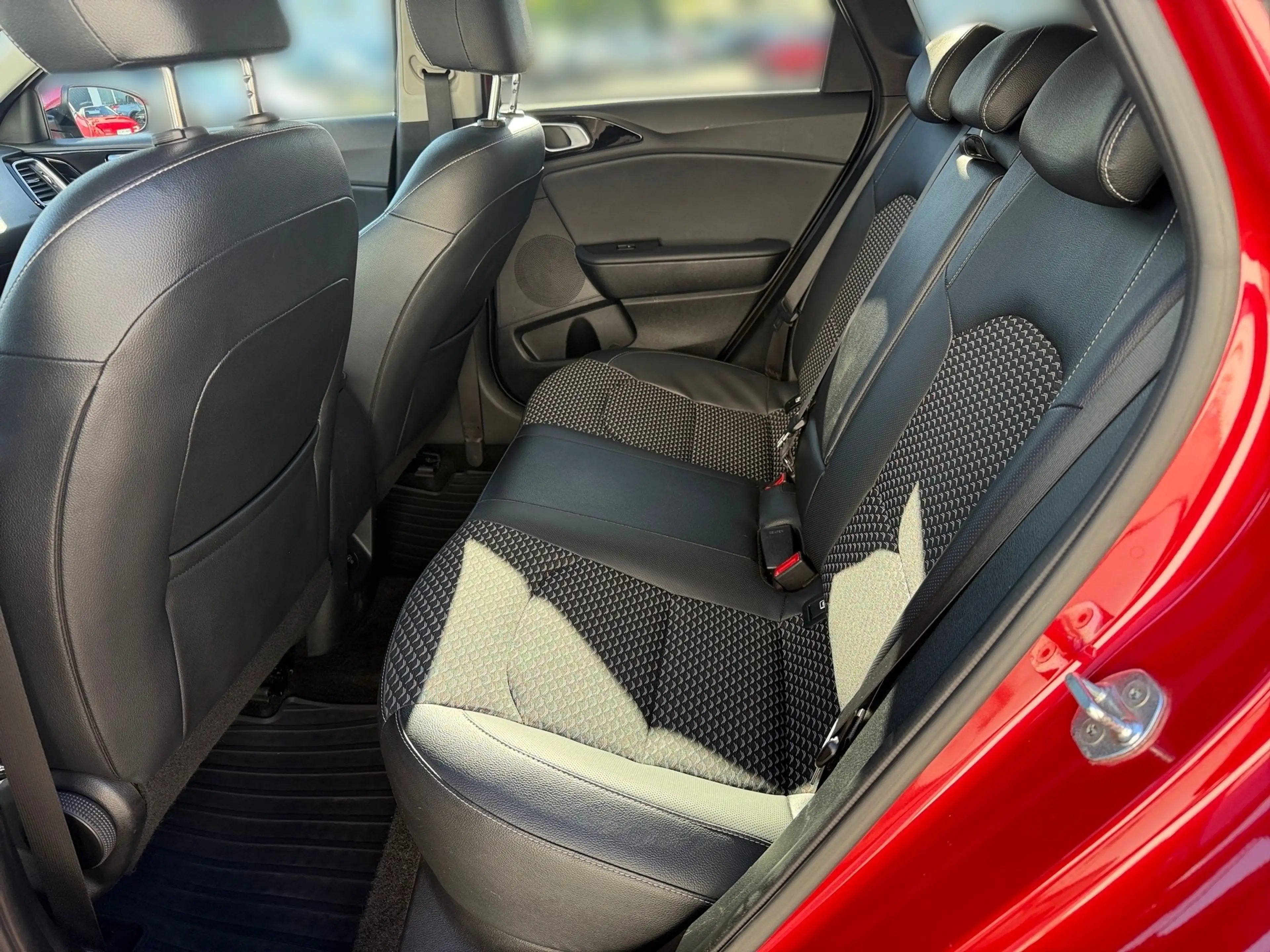 Kia Ceed SW / cee'd SW ceed SW 1,5 TGDI Gold — photo 12