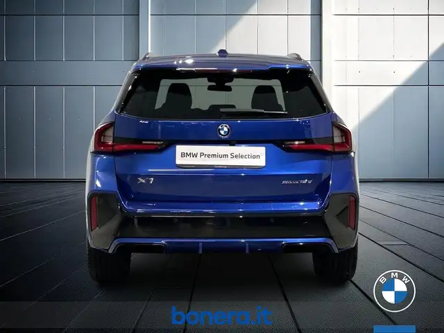 BMW X1 view 7