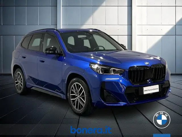 BMW X1 view 4