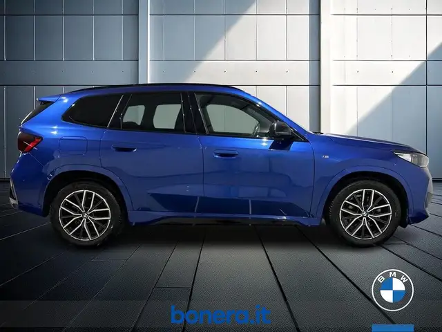 BMW X1 view 5