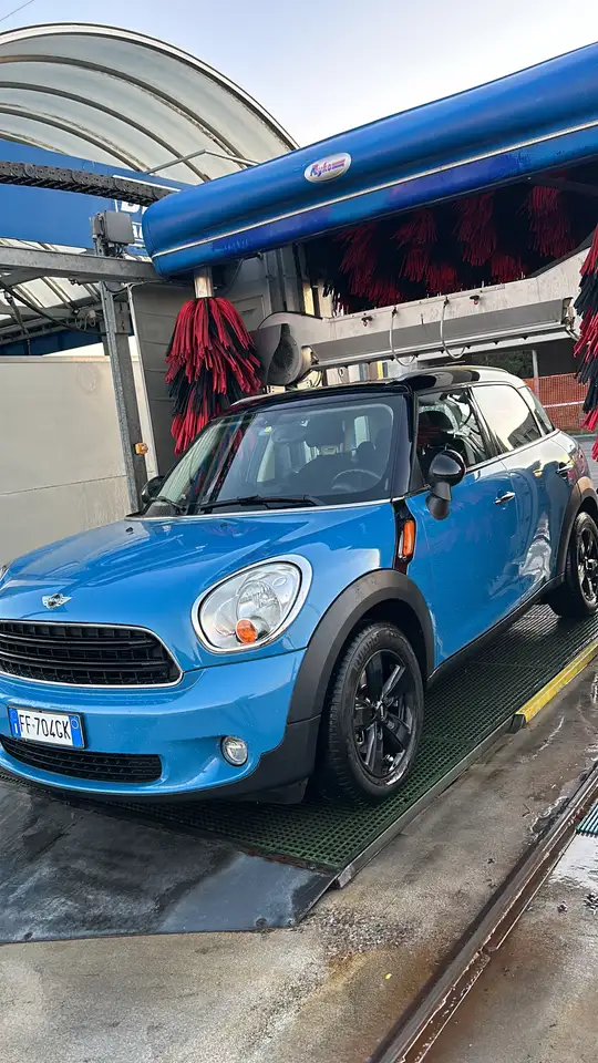 MINI Countryman D