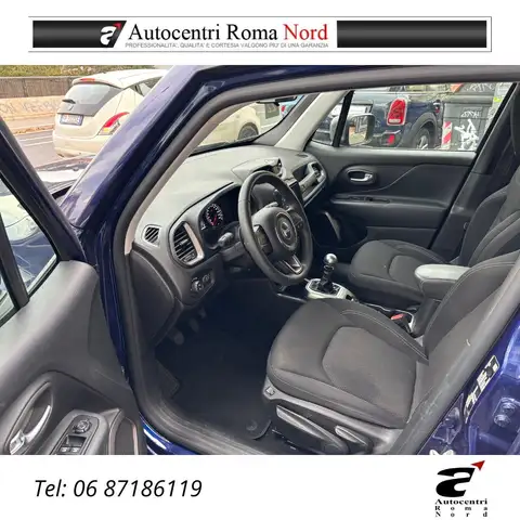 Jeep Renegade view 5