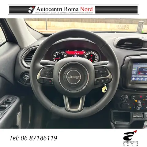 Jeep Renegade view 7