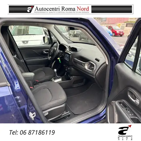 Jeep Renegade view 8