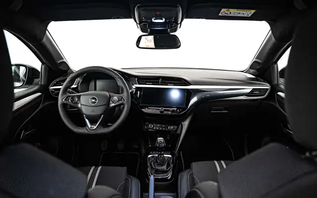 Opel Corsa view 9