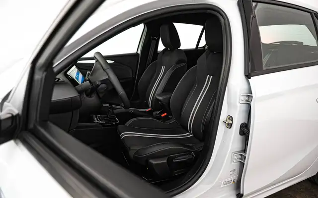 Opel Corsa view 8