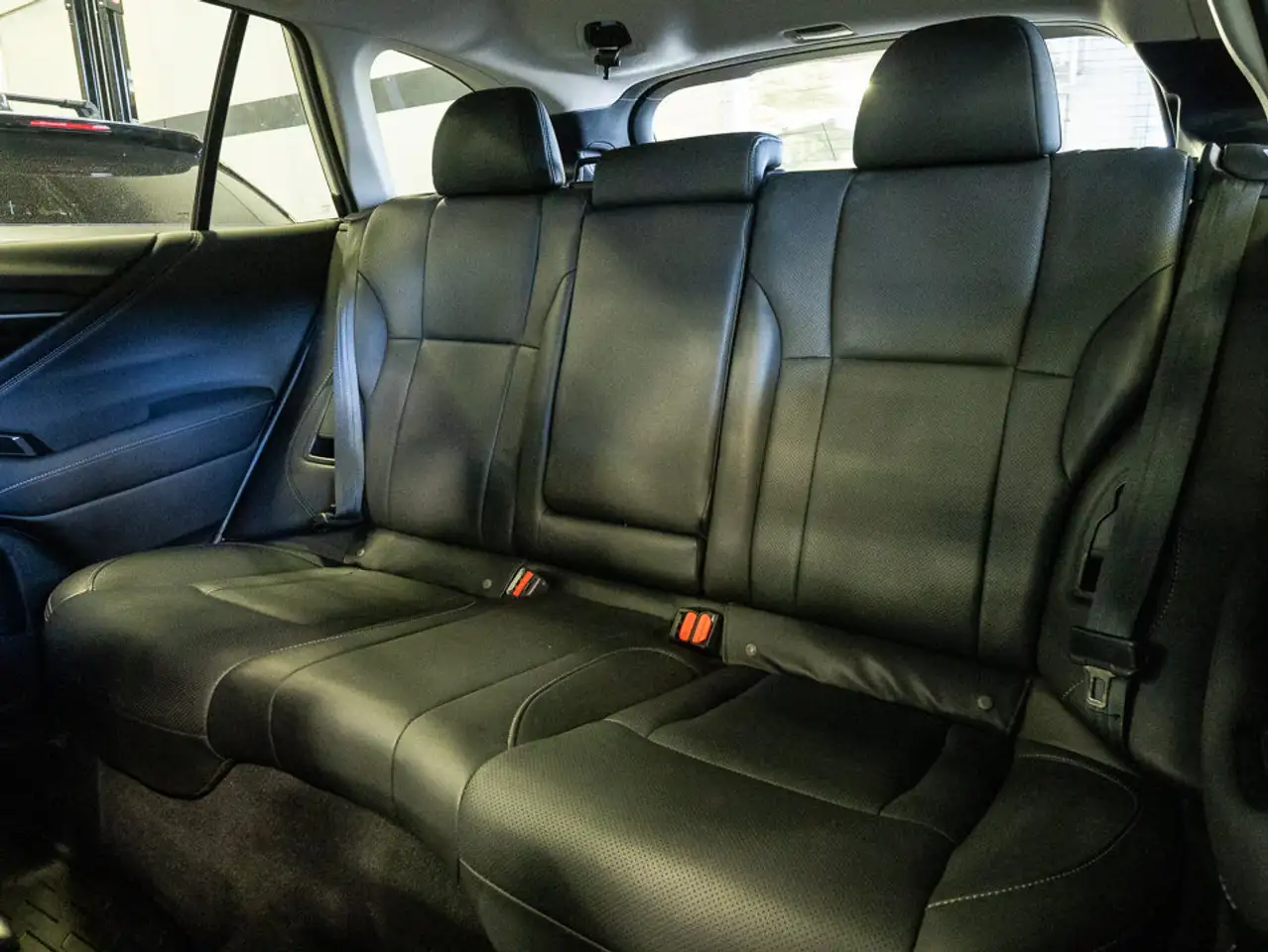 Subaru OUTBACK снимка Subaru OUTBACK