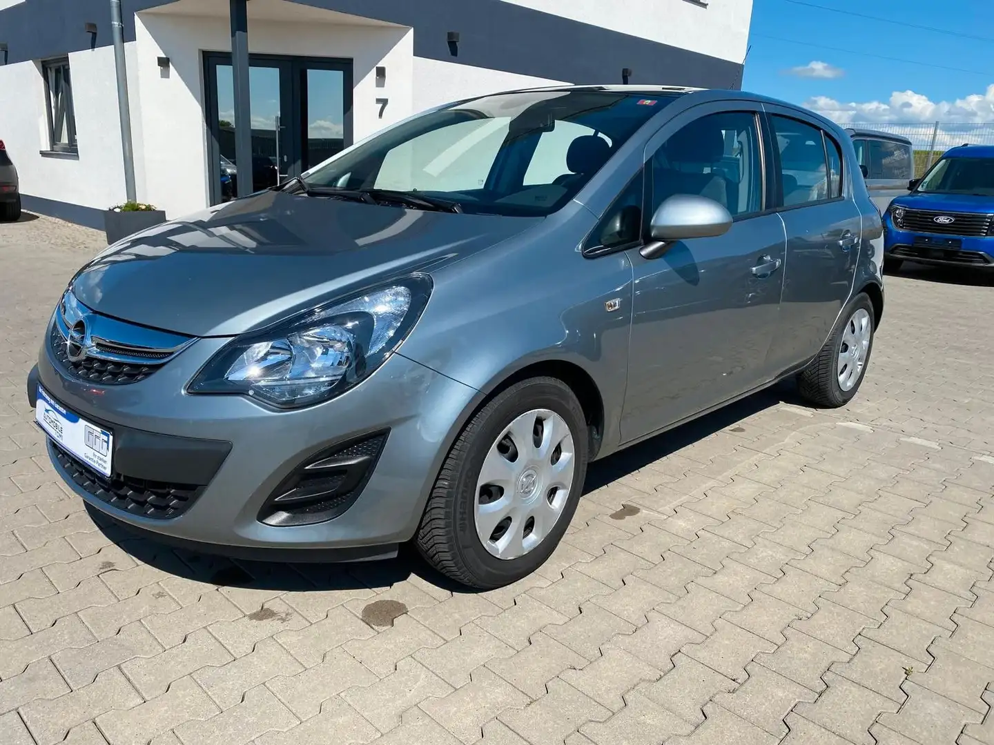 Opel Corsa D Edition|TÜV NEU|PANO|AHK Silber - 1