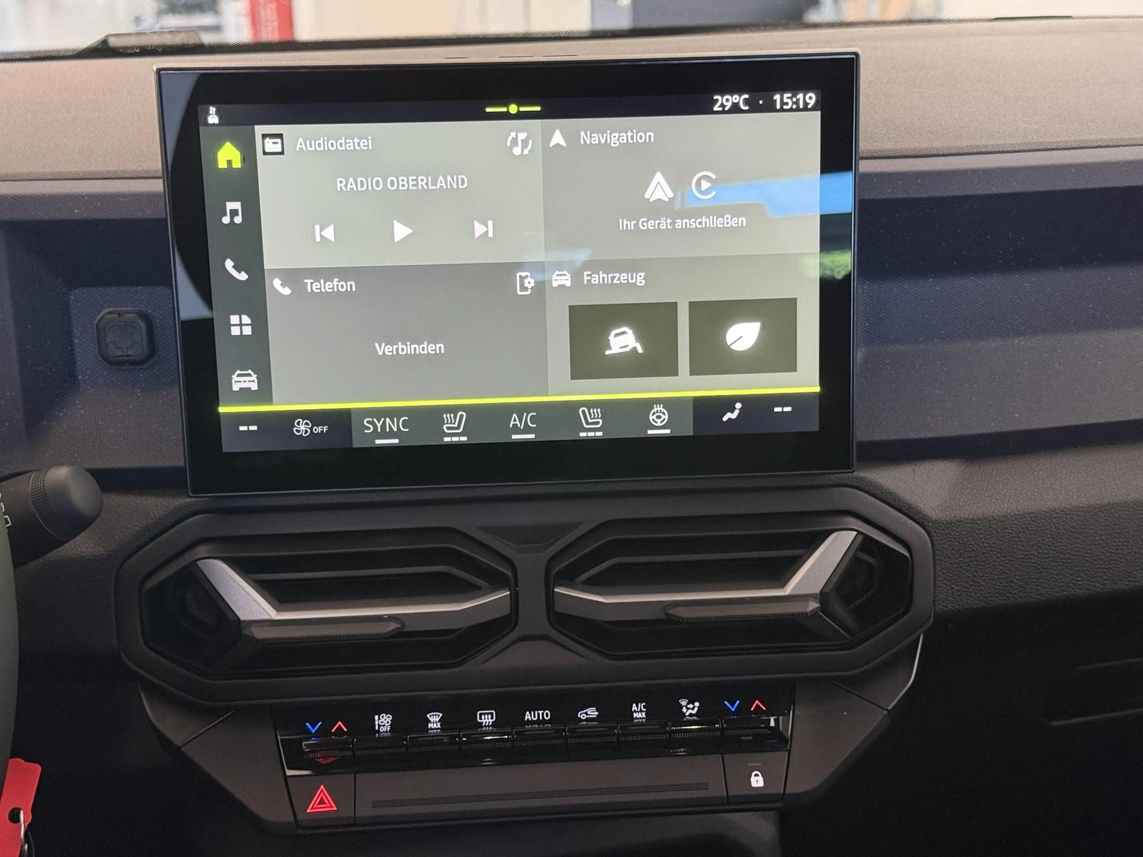 Dacia Bigster Expression 140 mild Hybrid 103 kW (140 PS) Radi... — photo 11