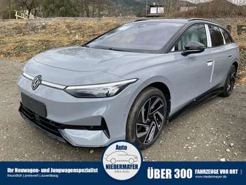 Tourer Pro S Black Style, IQ.Light, HuD, AreaView,