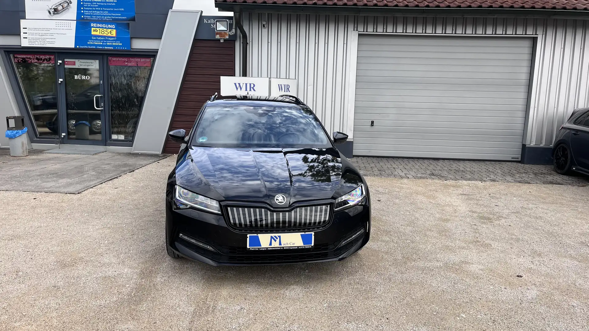 Skoda Superb Sportline iV*8X BEREIFT*MWST AUSWEISBAR*II HAND* Noir - 1