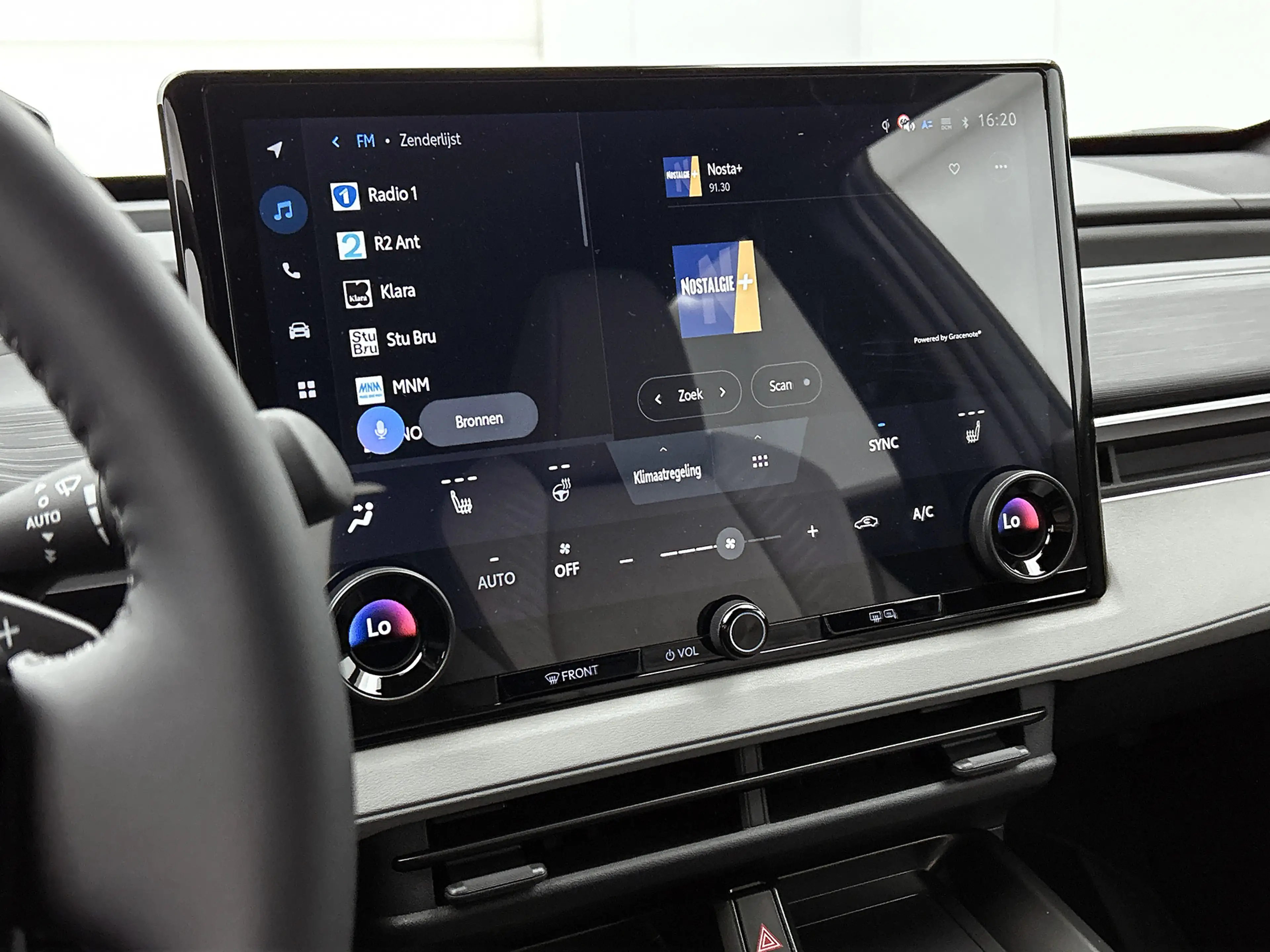 Toyota C-HR+ Executive AWD 77 kWh *EV-Deal* |Stoel en stuurwiel — photo 8