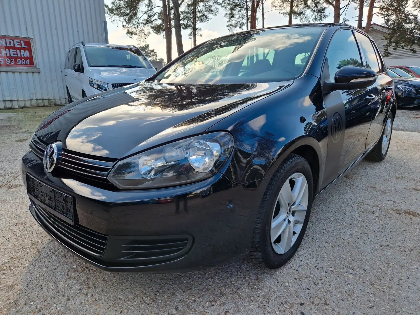 Volkswagen Golf VI Comfortline 1.6i AUTOMATiK EINPARKASSiST Noir - 1