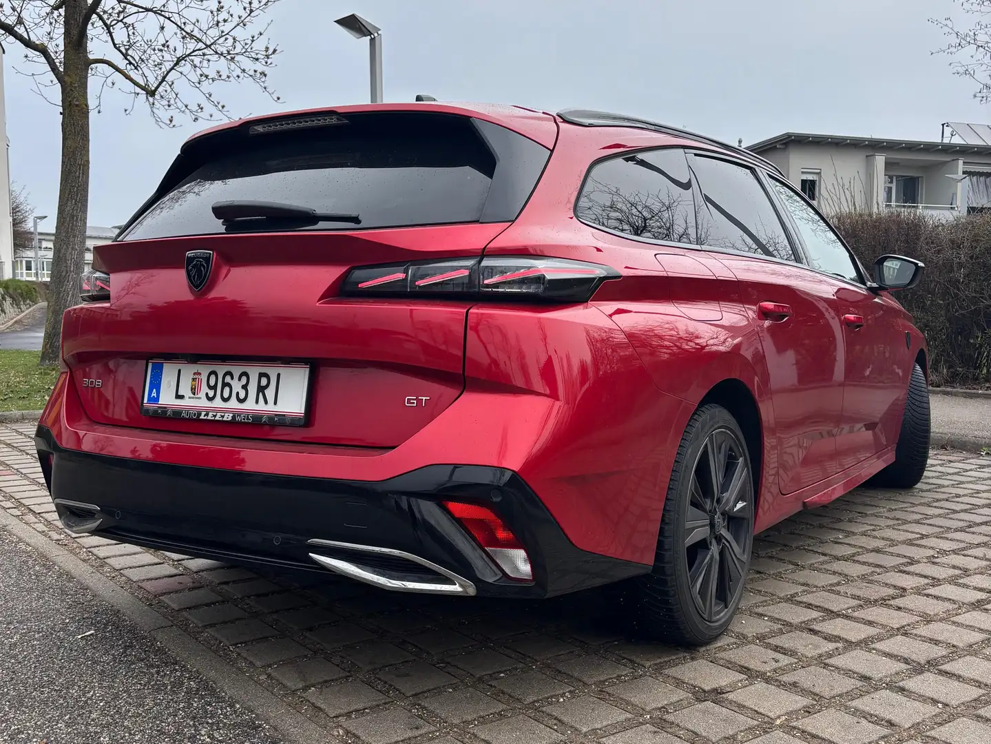 Peugeot 308 308 SW BlueHDi 130 S&S EAT8 GT Pack Rot - 2