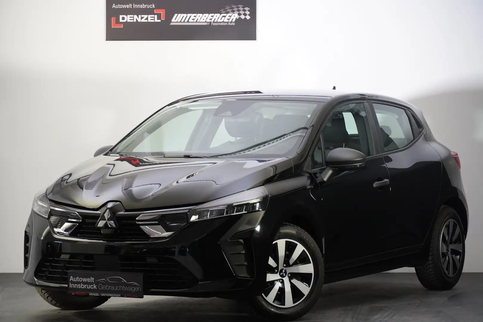 Mitsubishi Colt ICE (11.05.2023-) Colt 1,0 MPI Inform Schwarz - 2