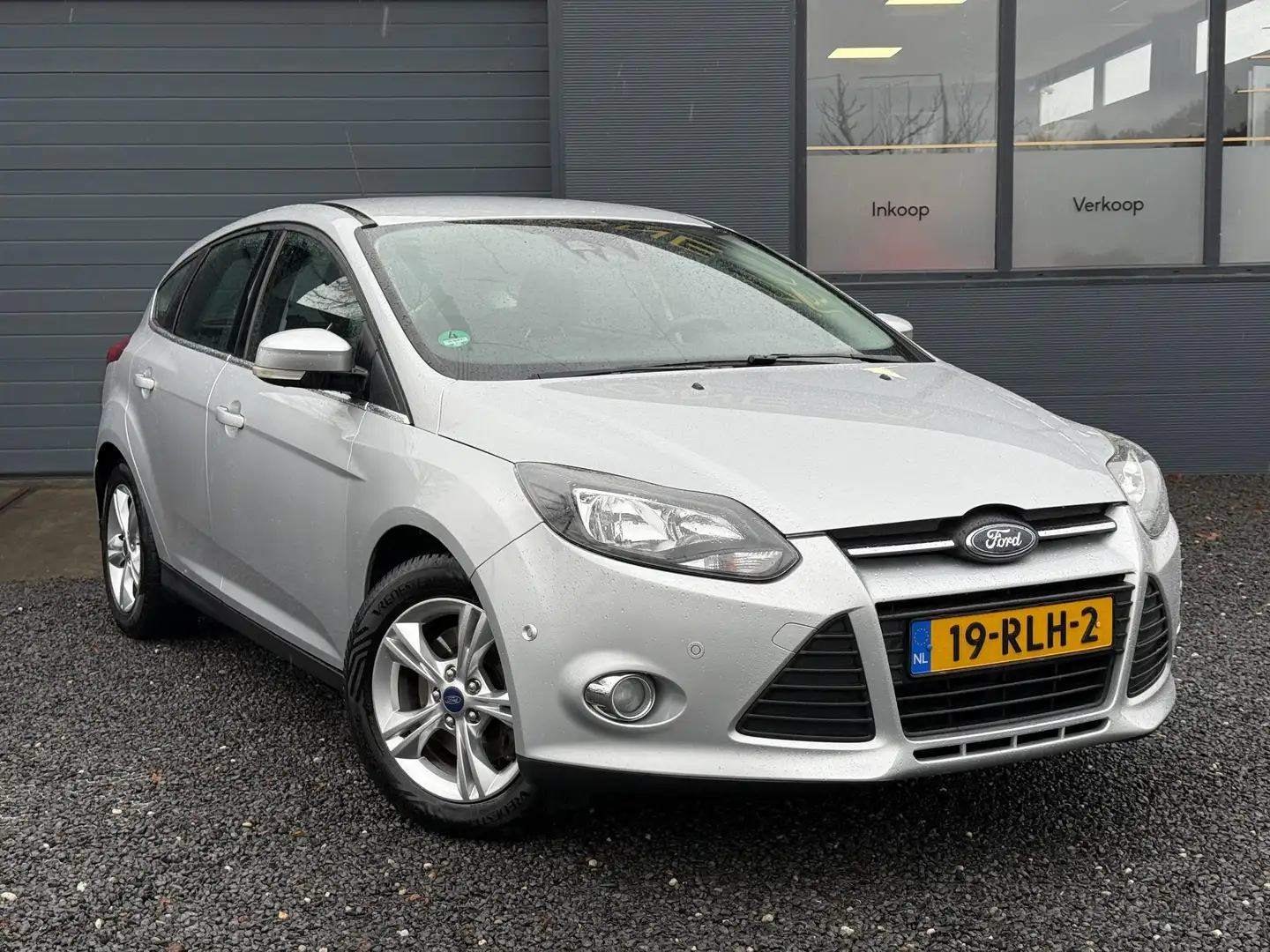 Ford Focus 1.6 EcoBoost Trend Sport Dealer Onderhouden,150pk, Grijs - 2