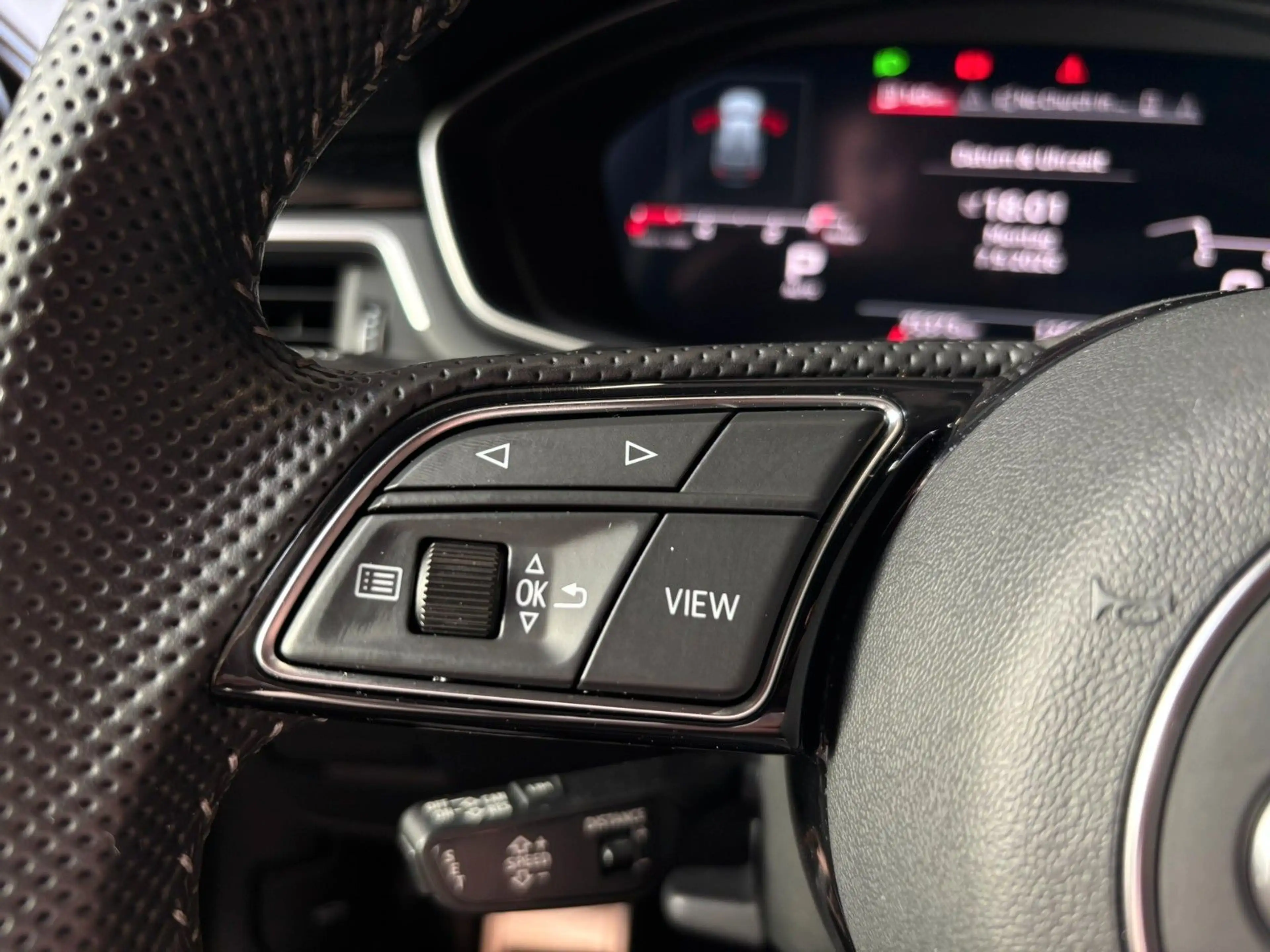 Audi A4 Avant 40 TDI quattro *Edition One* 3x S-Line* — photo 14