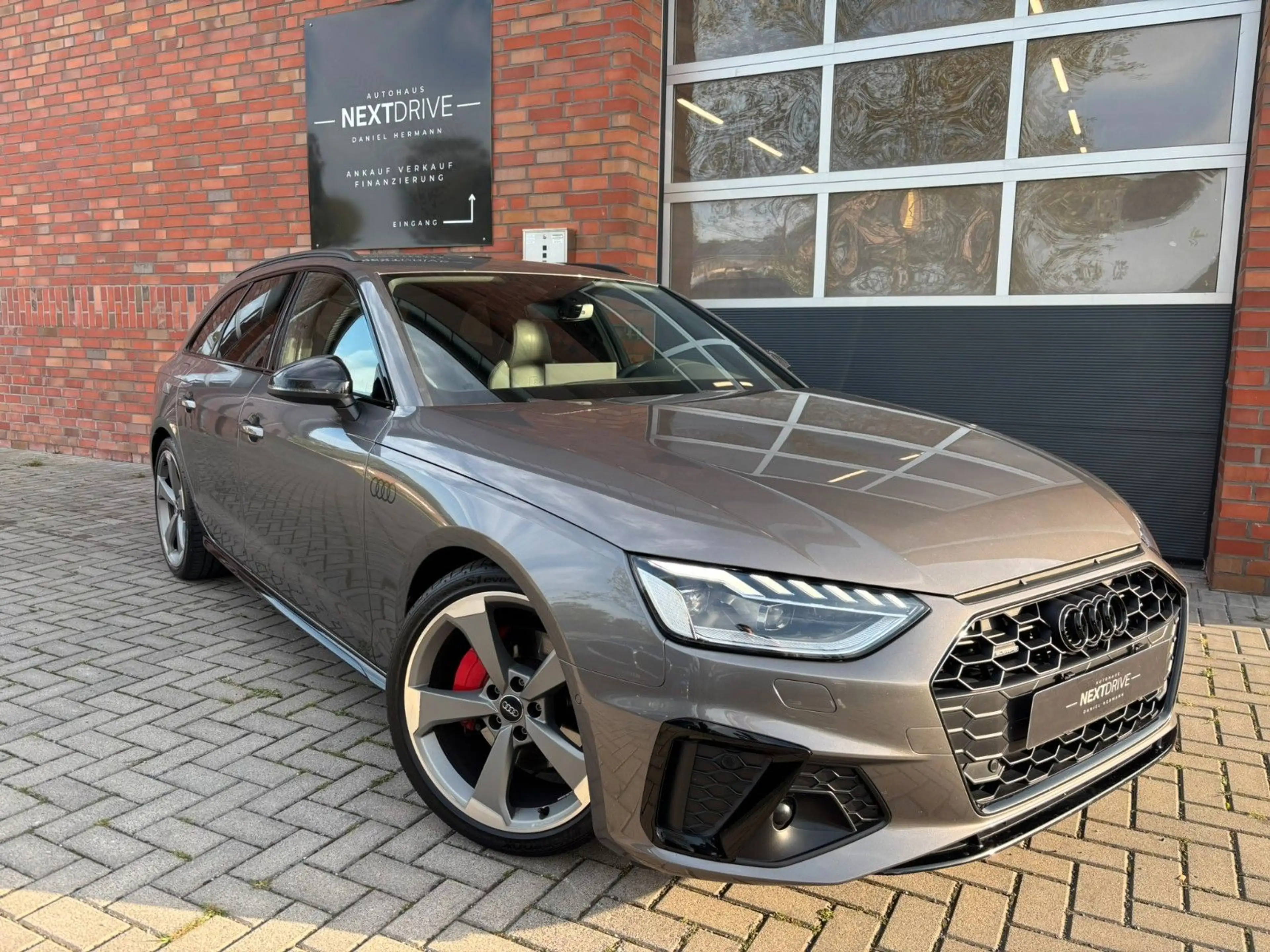 Audi A4 Avant 40 TDI quattro *Edition One* 3x S-Line* — photo 5