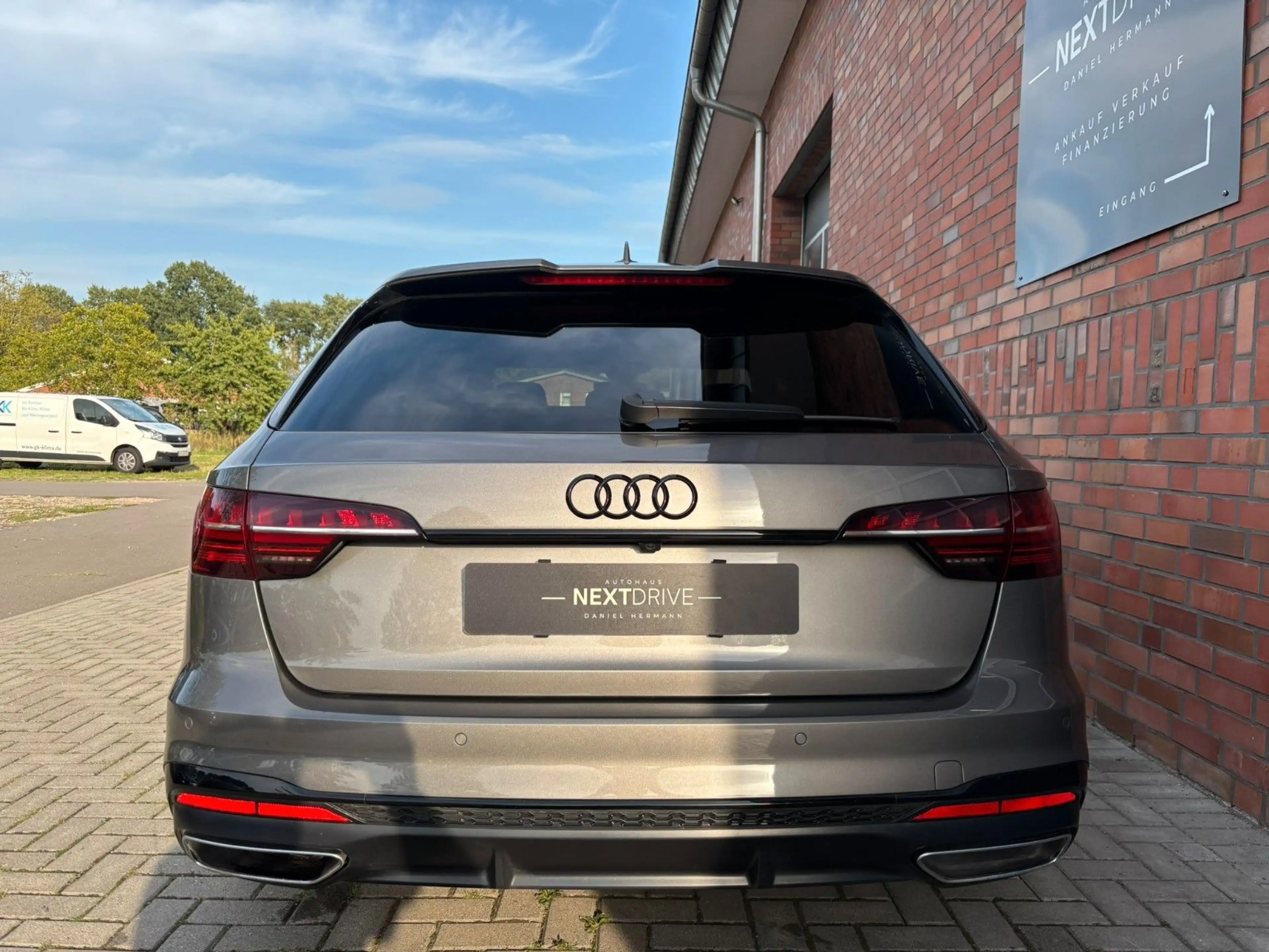 Audi A4 Avant 40 TDI quattro *Edition One* 3x S-Line* — photo 7