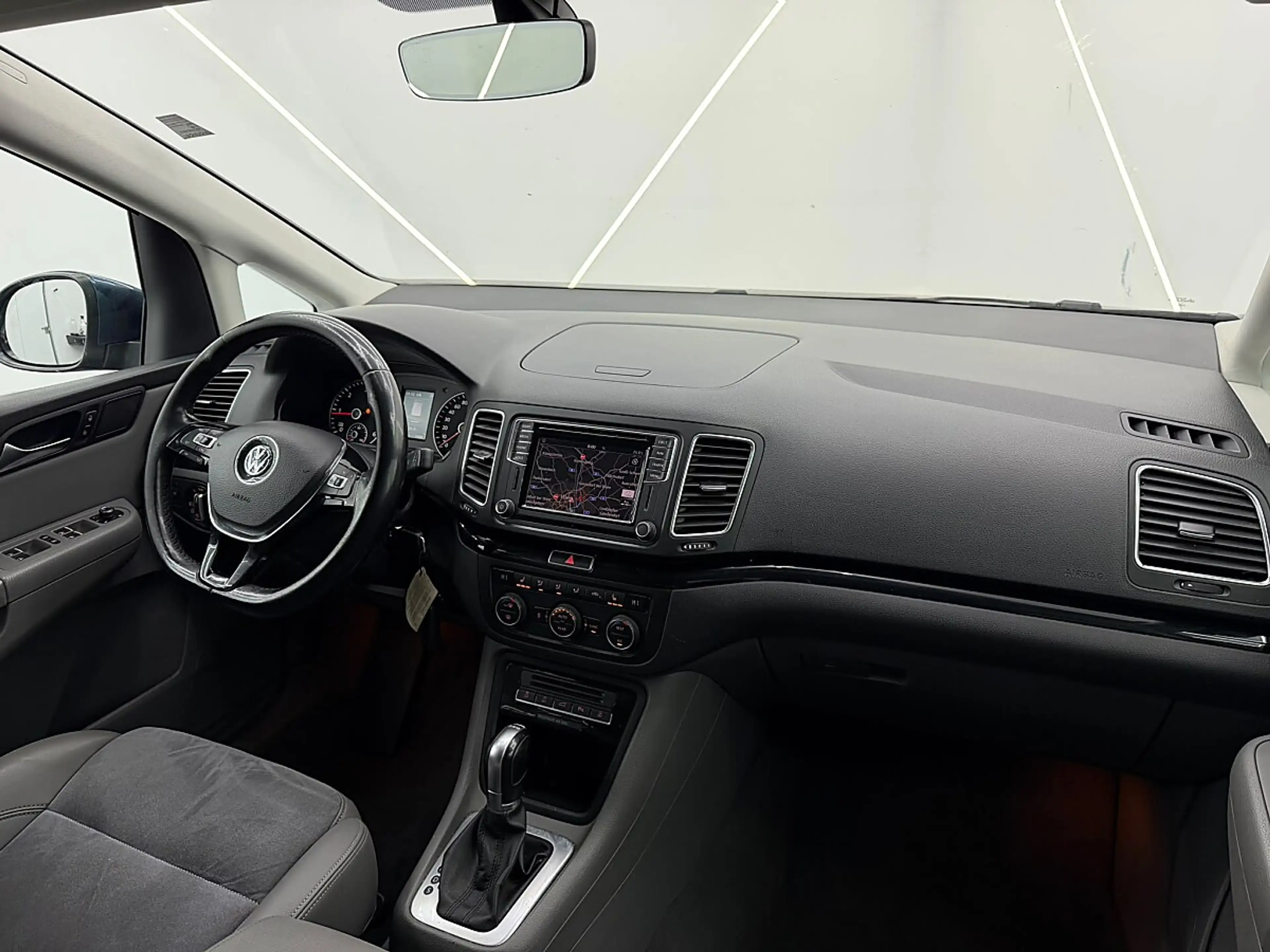 Volkswagen Sharan 2.0 TDI BlueMotionTech Highline -Facelift- — photo 5