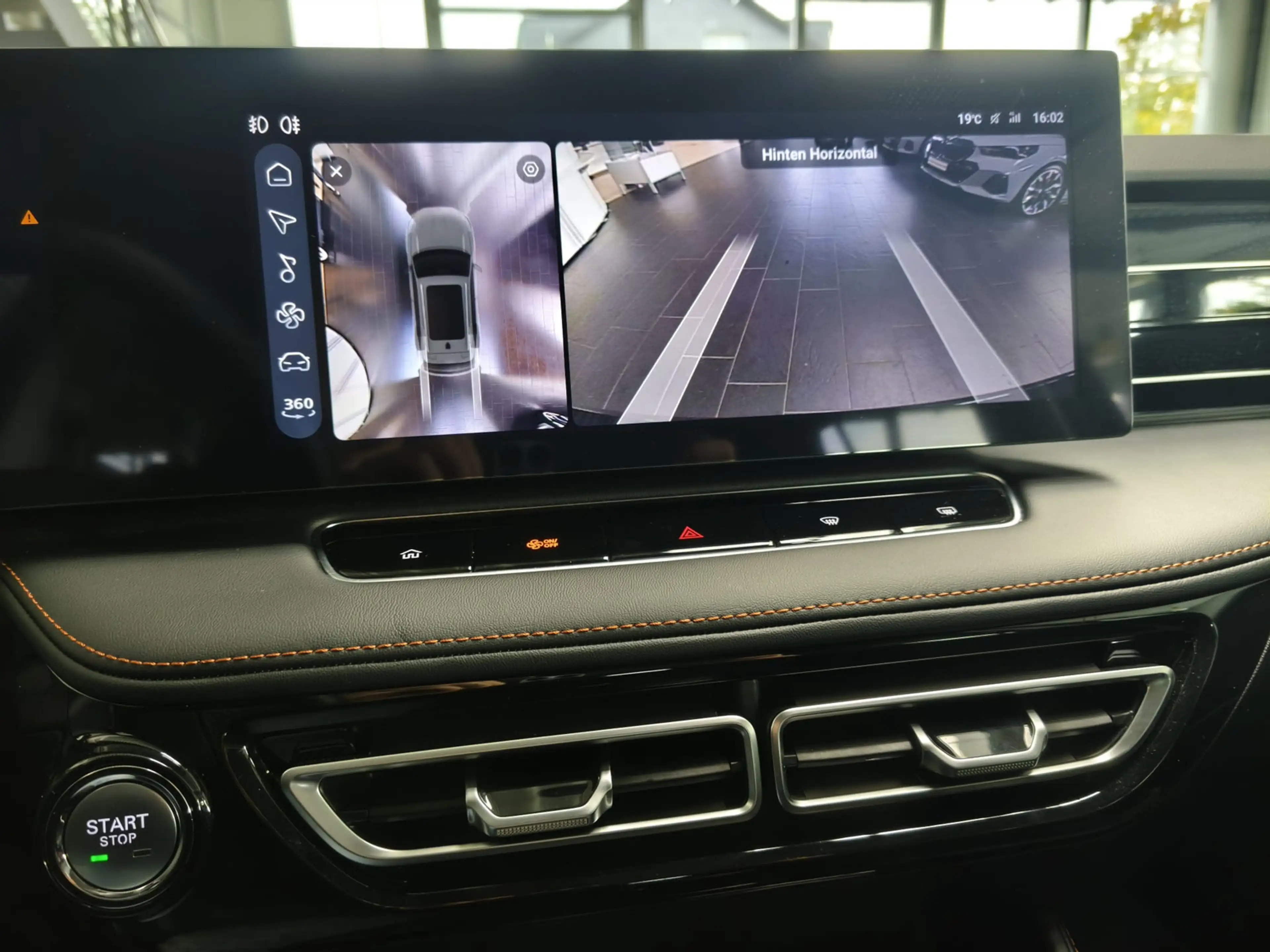 MG HS 1.5 T GDI 125 kW Luxury Aut./LED/LEDER/|360° — photo 10