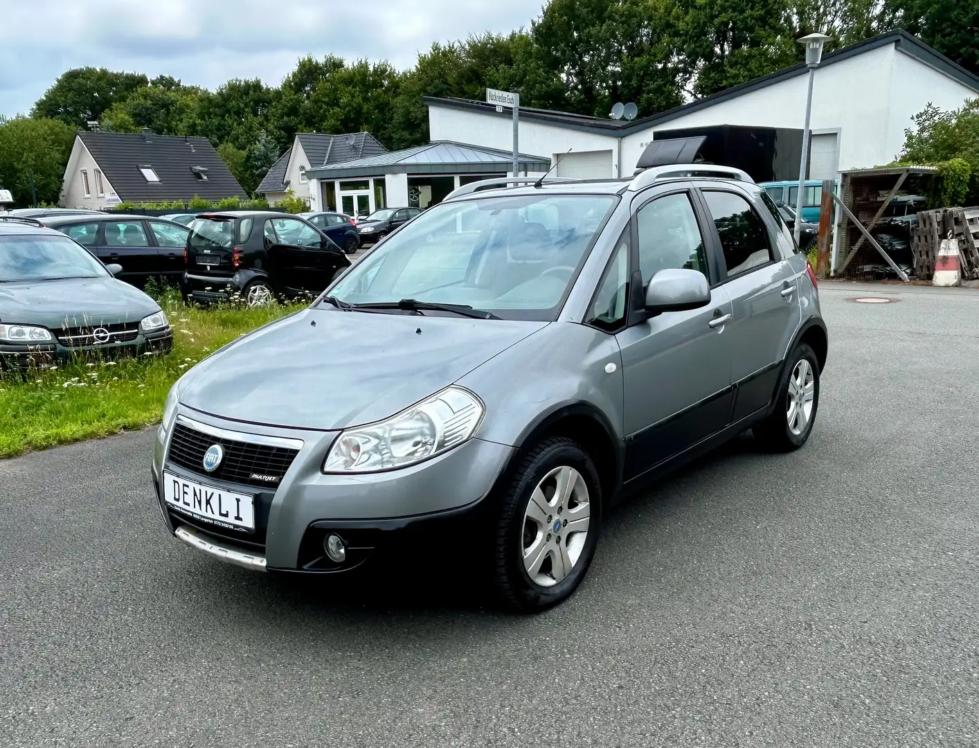 Fiat Sedici 1.9 Multijet DPF 4x4 Emotion 6GANG TÜV-06-2027 SU Gris - 1