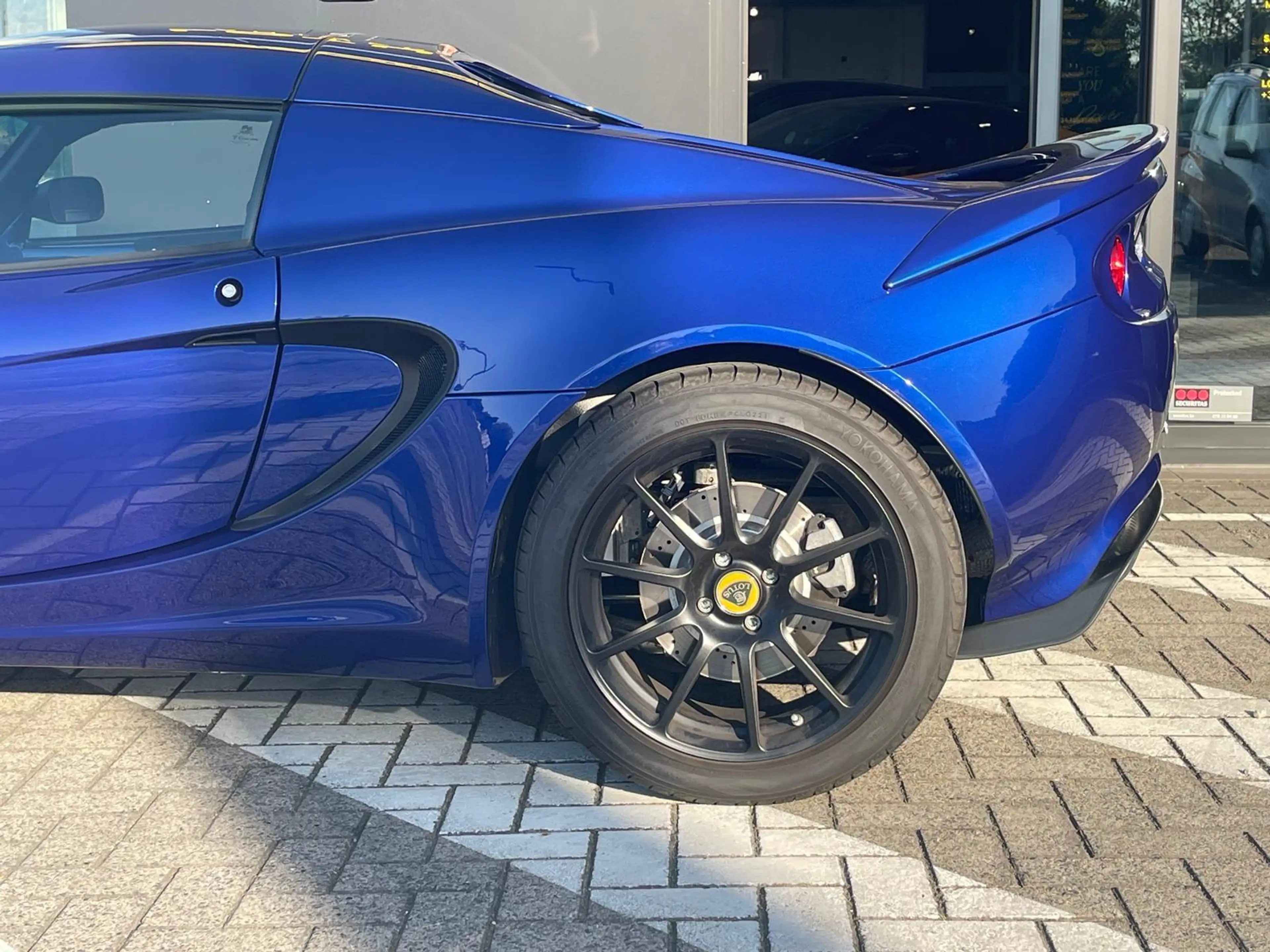 Lotus Elise Final Edition 240 Sport — photo 9