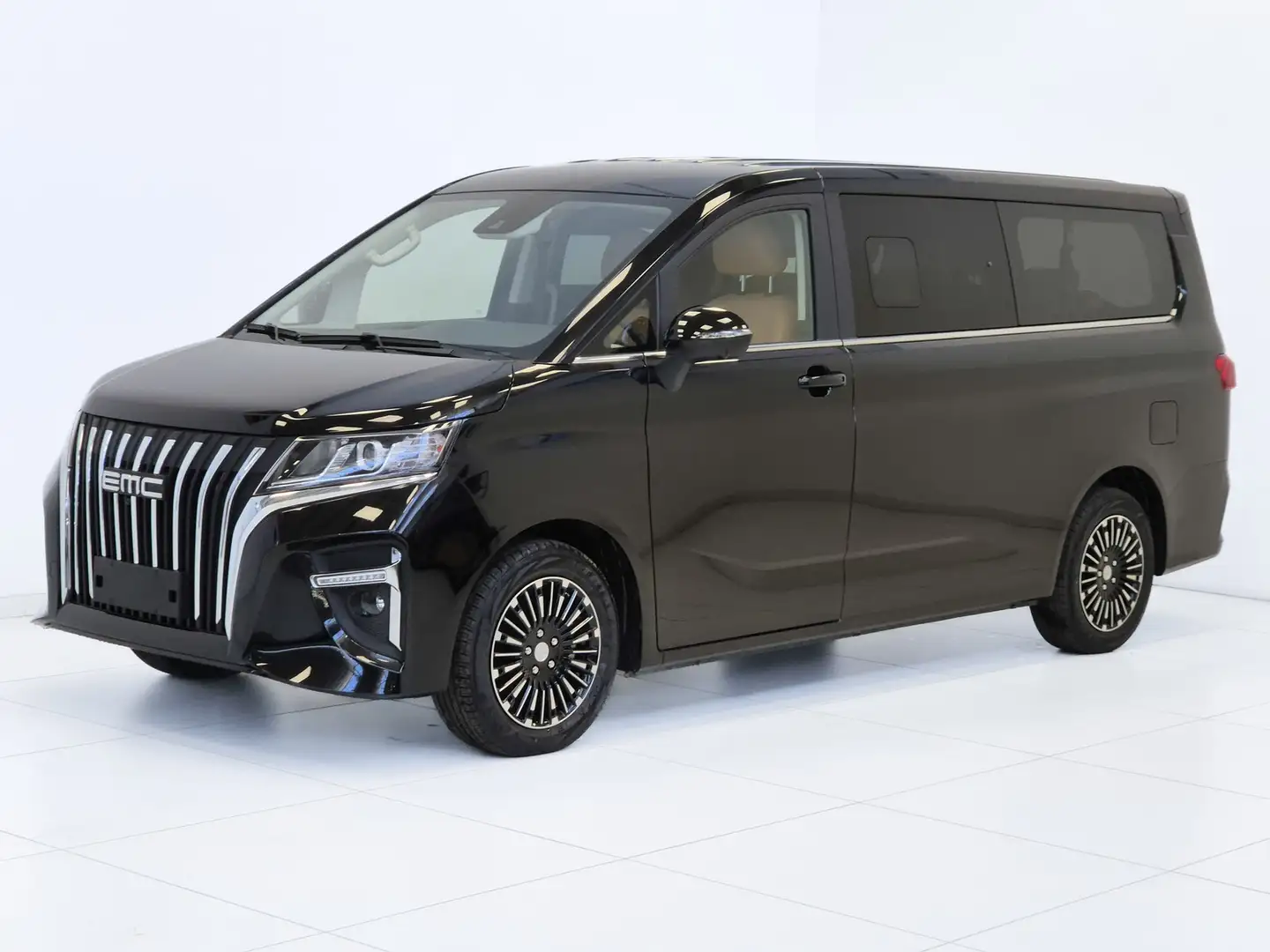 EMC NOVE 2.0 133CV 8AT 7 POSTI Schwarz - 1