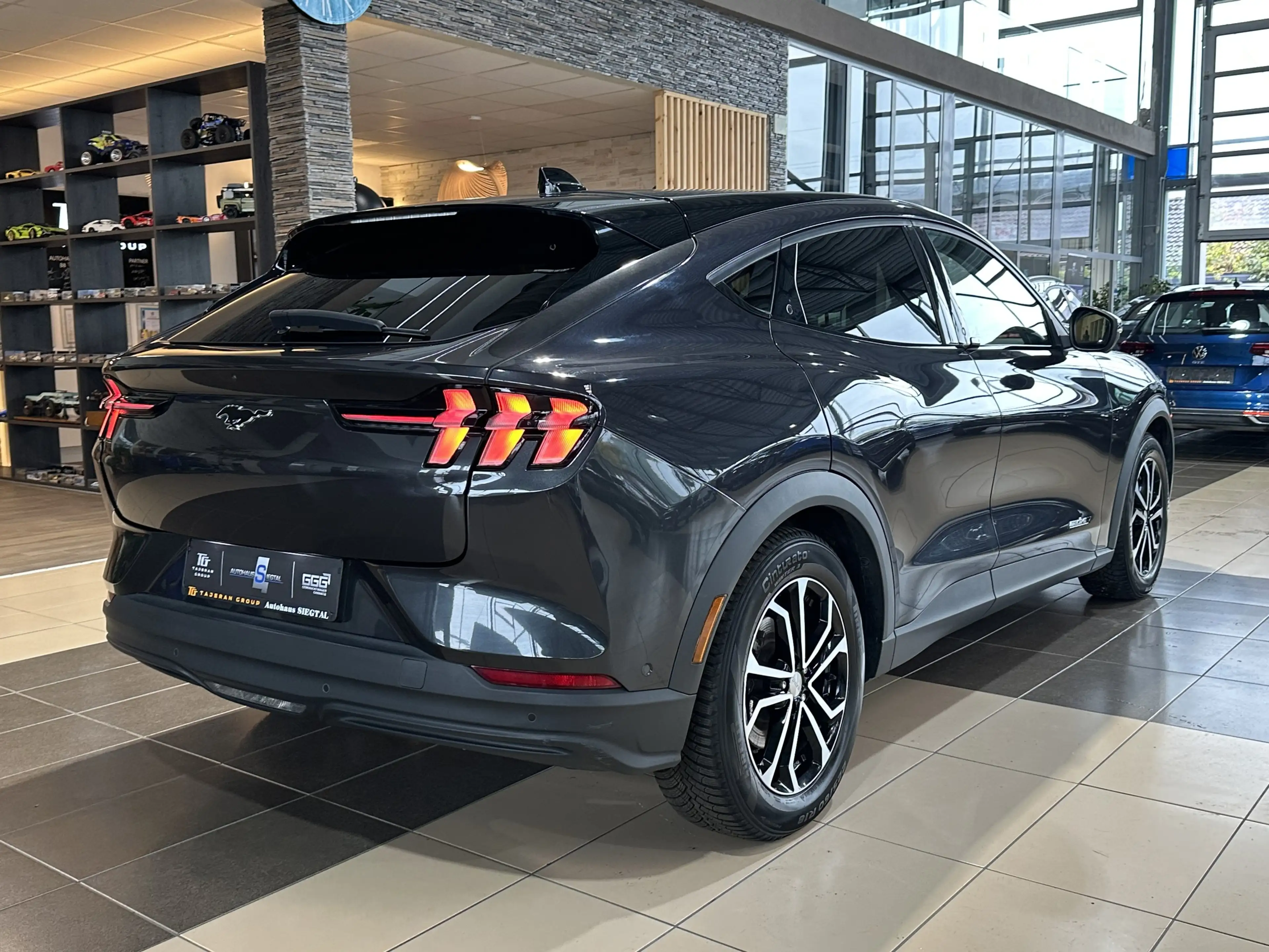 Ford Mustang Mach-E Leder Memory Bang&Olufsen Pano — photo 8