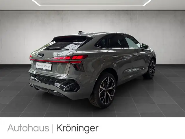 Audi Q3 view 2