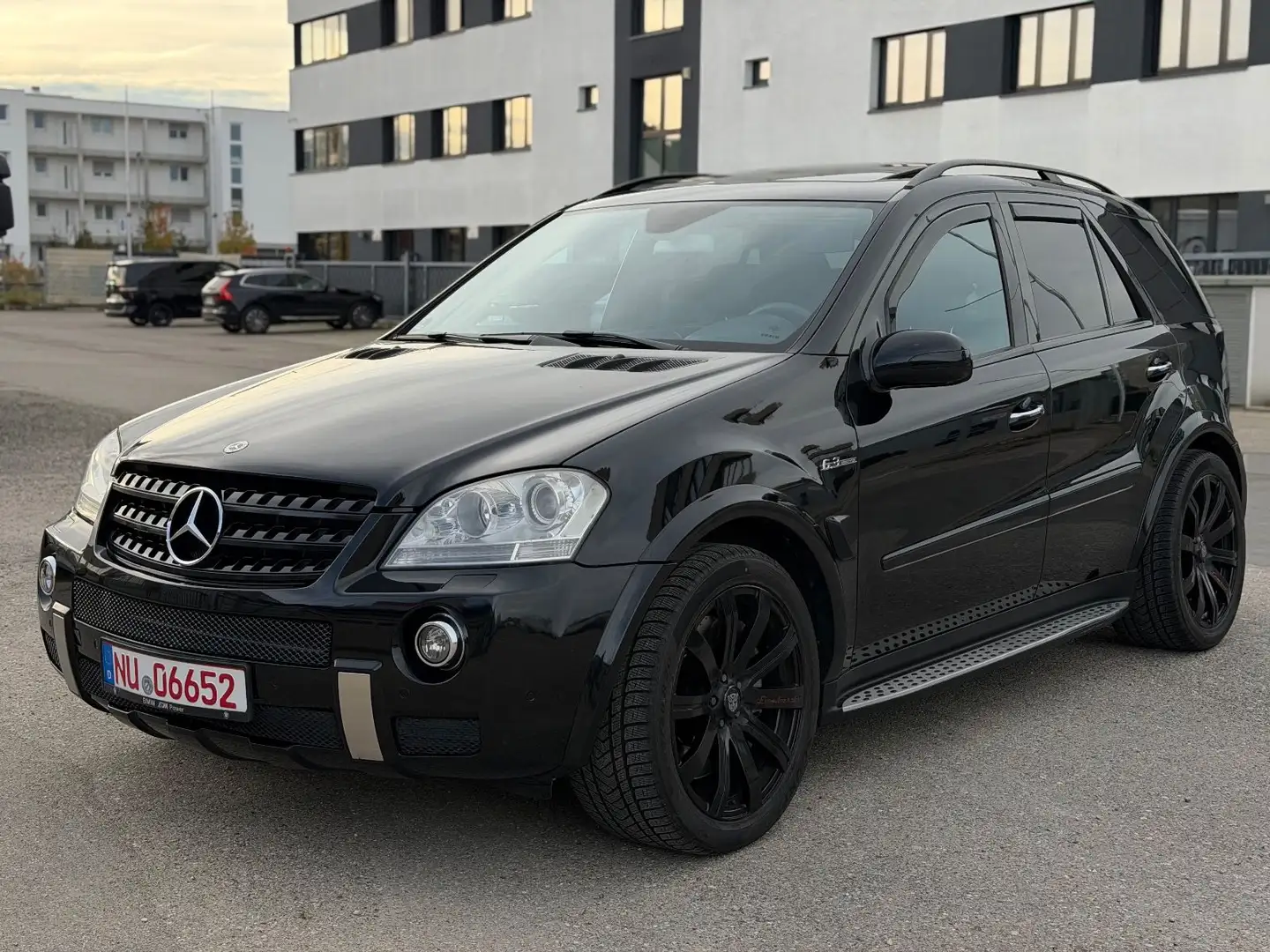Mercedes-Benz ML 63 AMG Keyless Harman-Kardon Kamera TÜV2027 Noir - 1