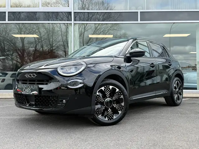 Fiat 600 Hybrid La Prima / ZETELVERWRM / KEYLESS / CARPLAY