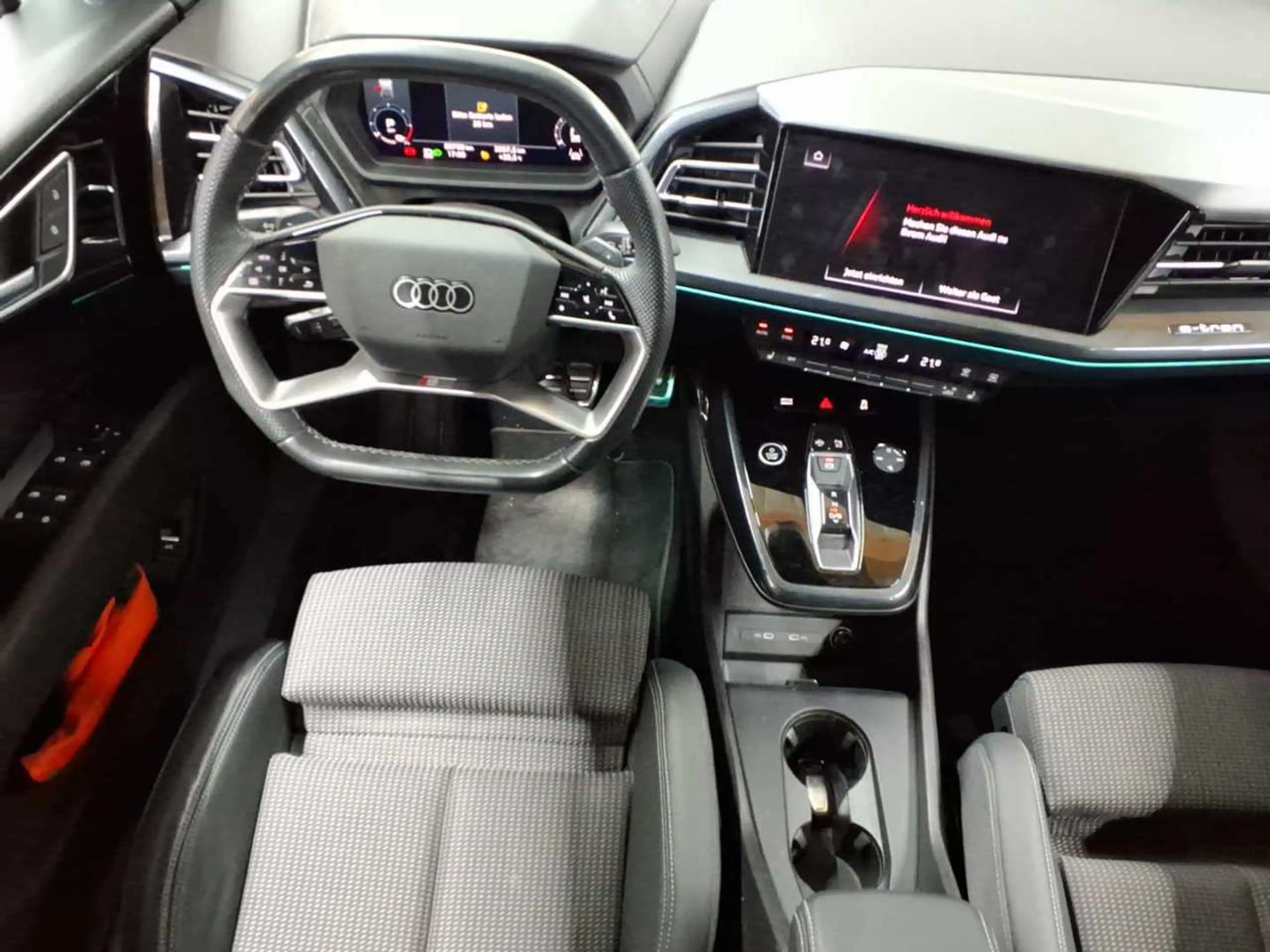 Audi Q4 e-tron Q4 e-tron 40 AHK LED PDC KAM — photo 10