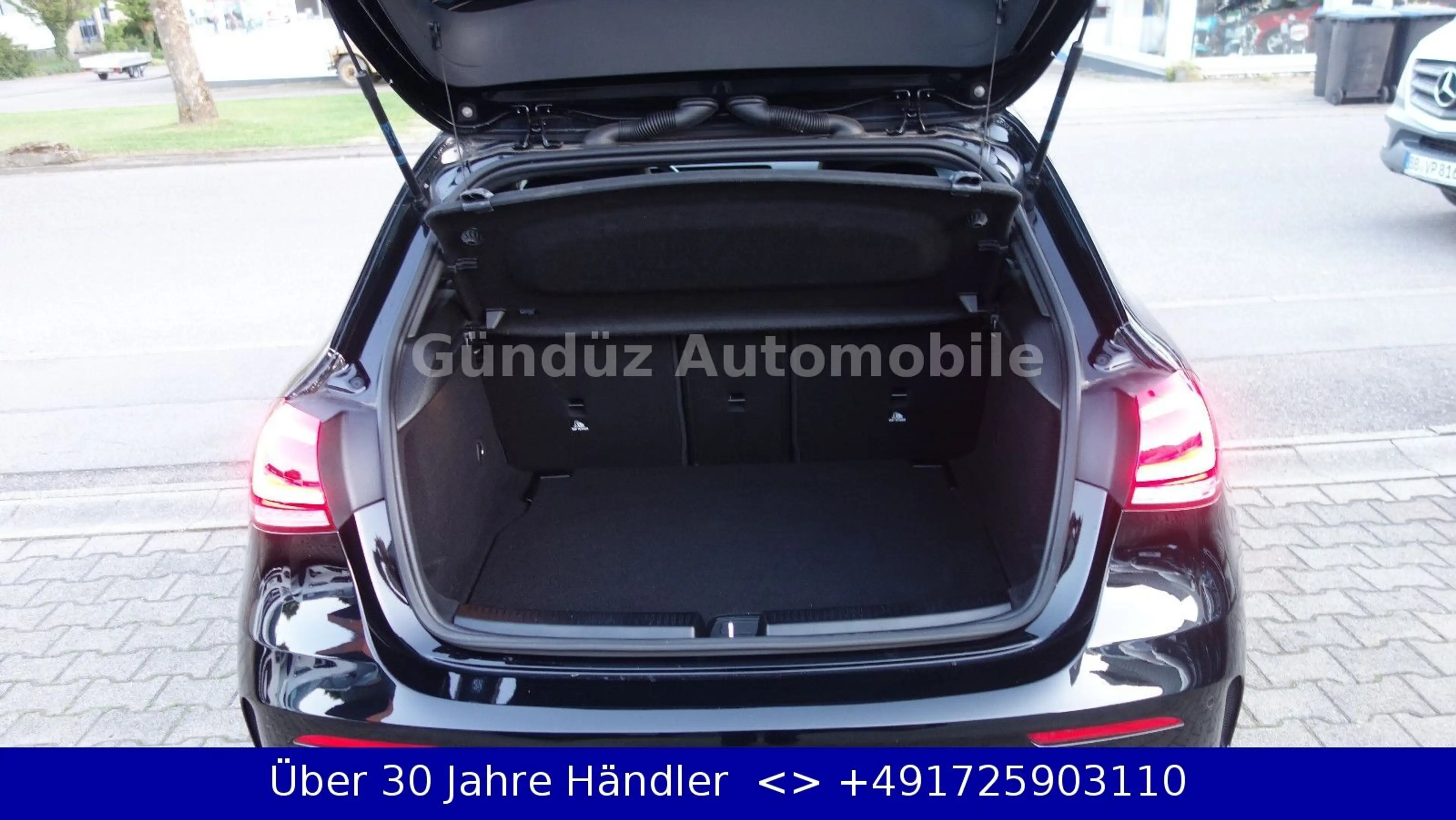 Mercedes-Benz A 220 d 8G-DCT AMG Line*360°KAMERA*KEYLESS*MULTI — photo 10