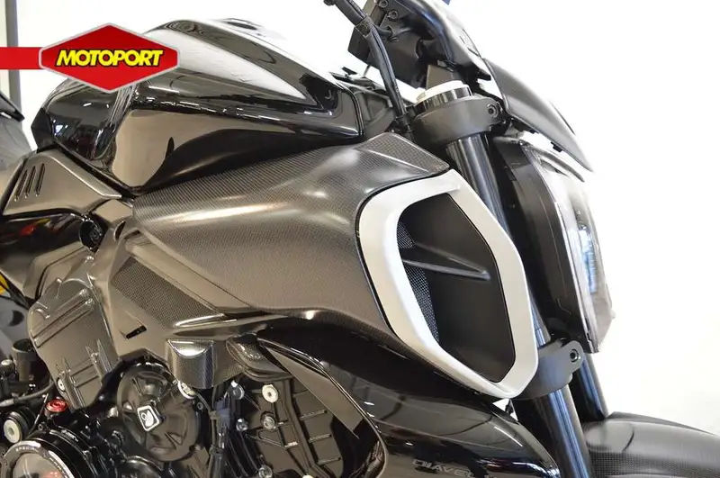 Ducati Diavel - foto 4