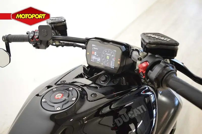 Ducati Diavel - foto 8