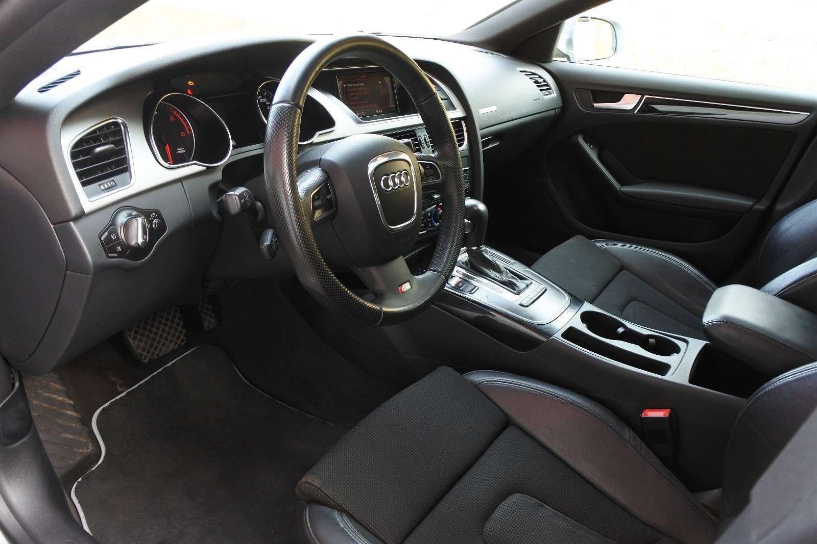 Second hand Audi A5 2.7 TDI