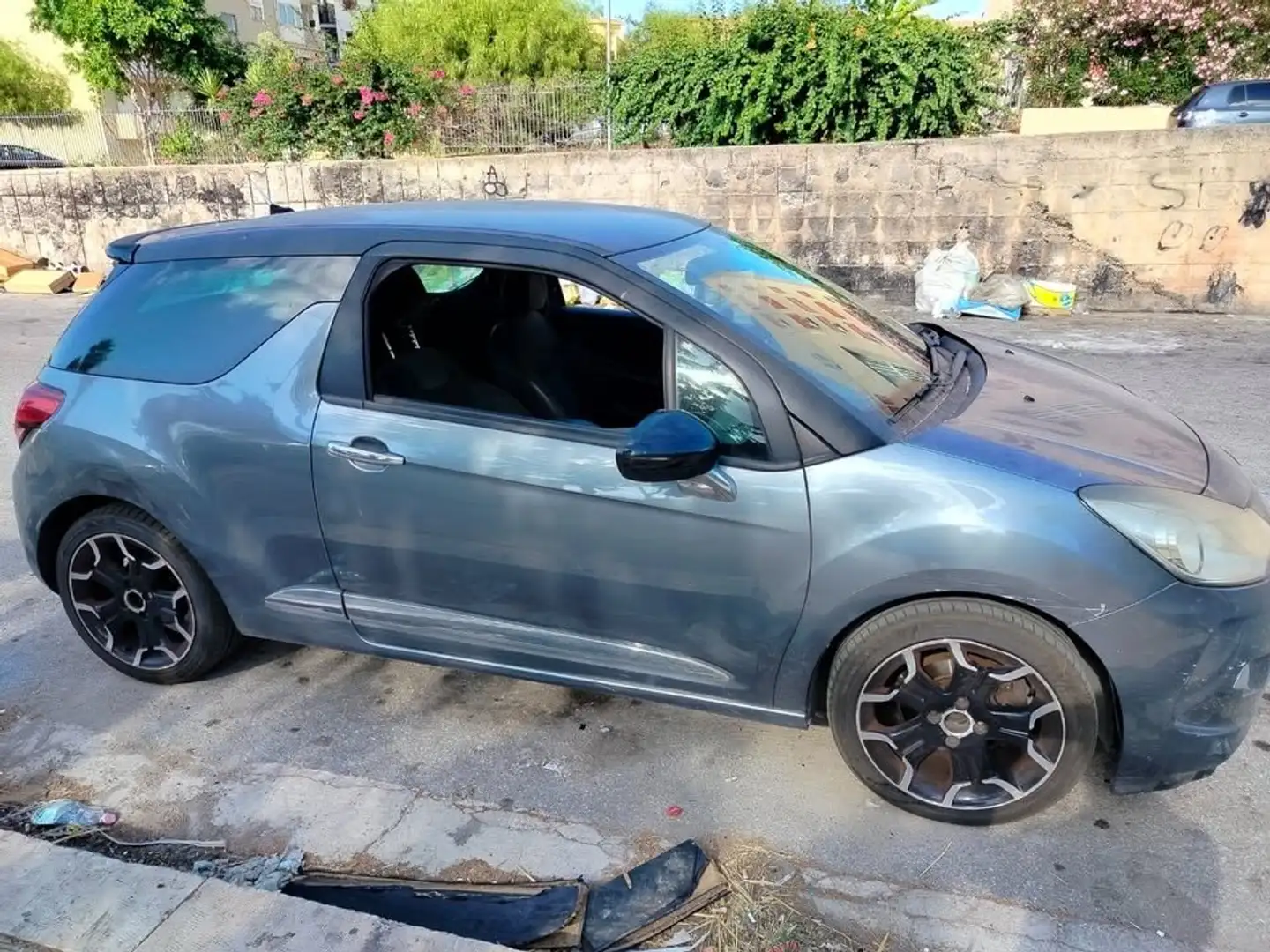 Citroen DS3 DS3 1.6 hdi Sport Chic 112cv Grigio - 1