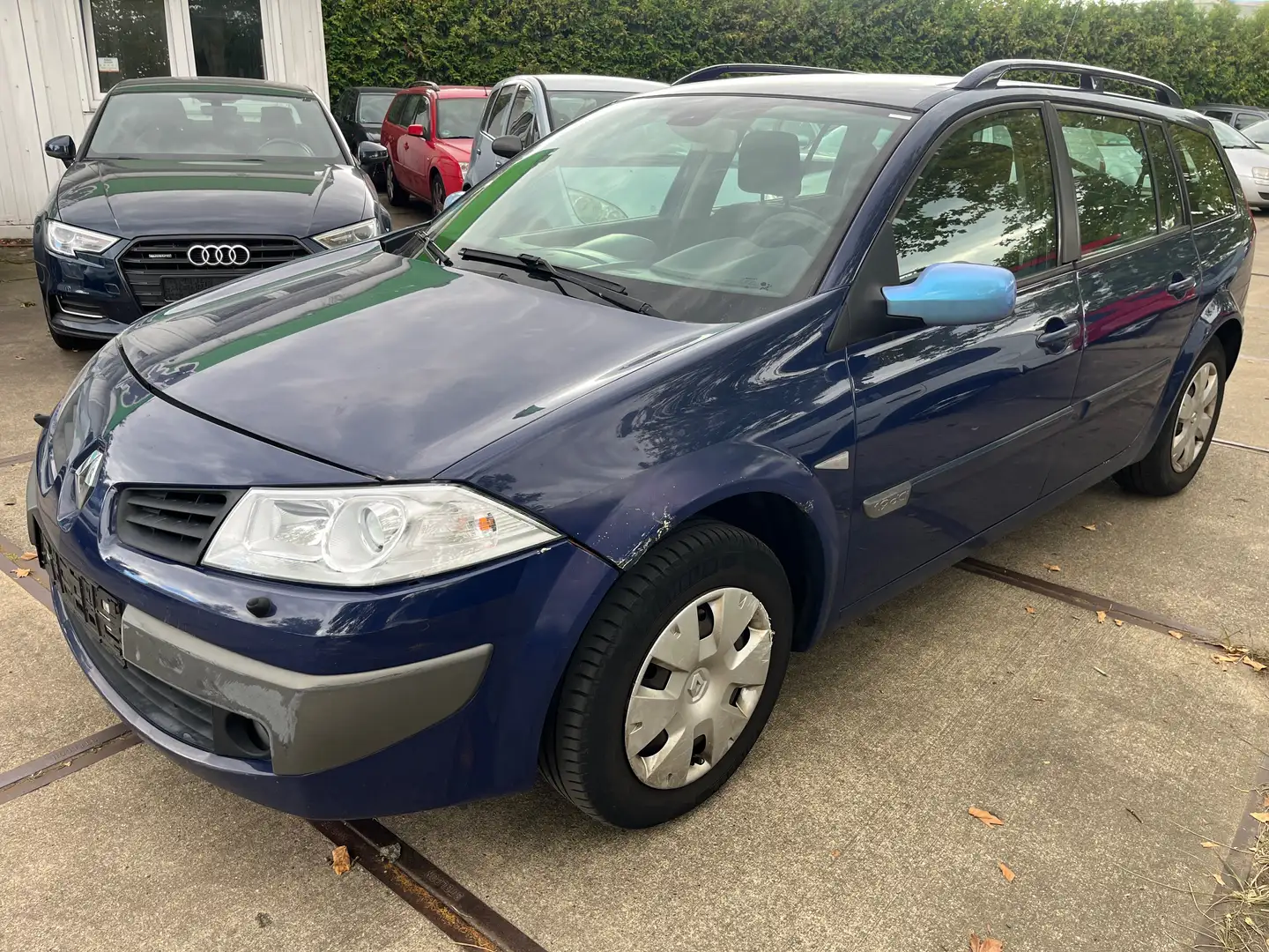 Renault Megane Kombi Diesel 1.9 dCi FAP *kein Tüv* Blau - 1